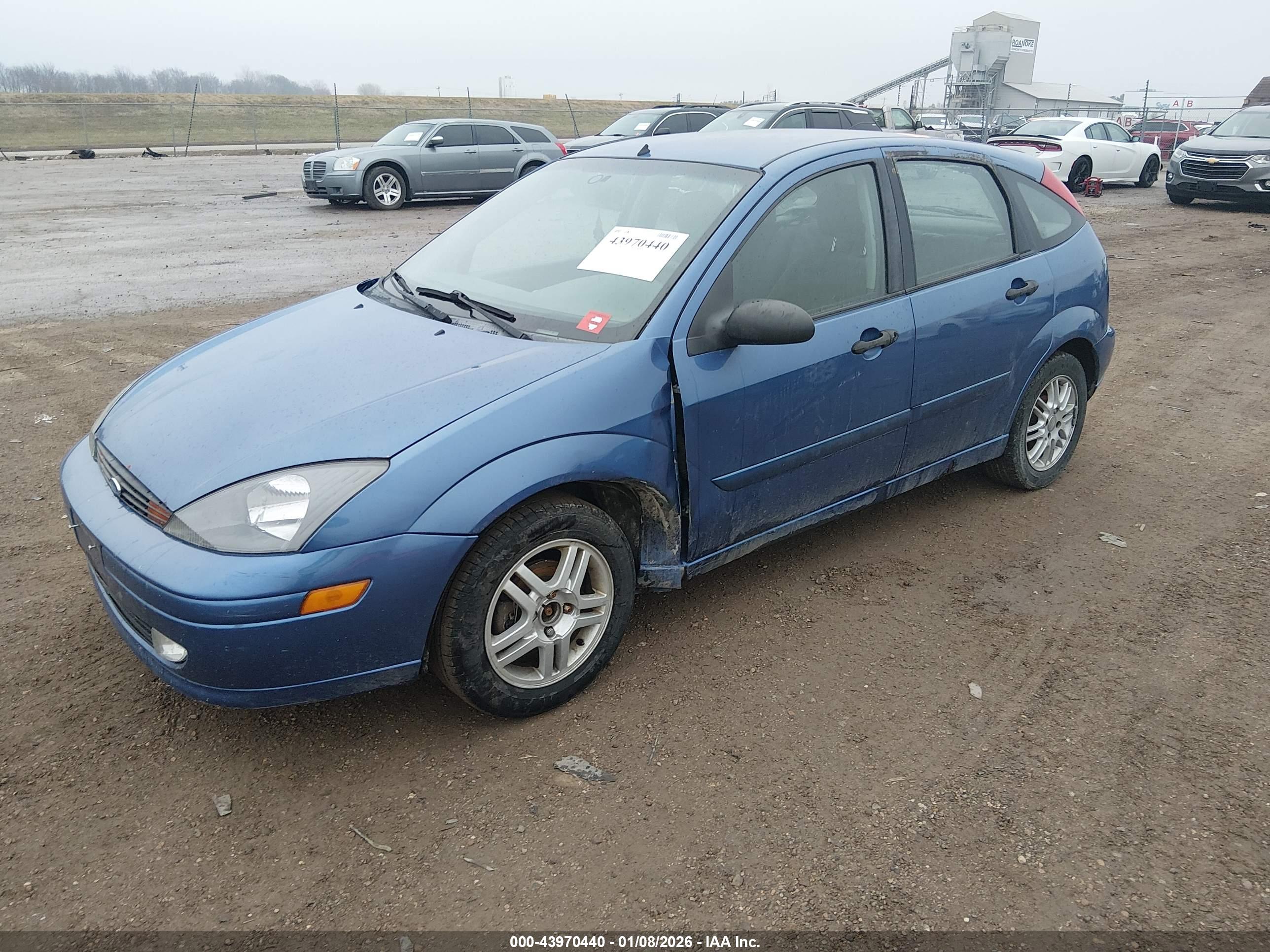 FORD FOCUS image 2