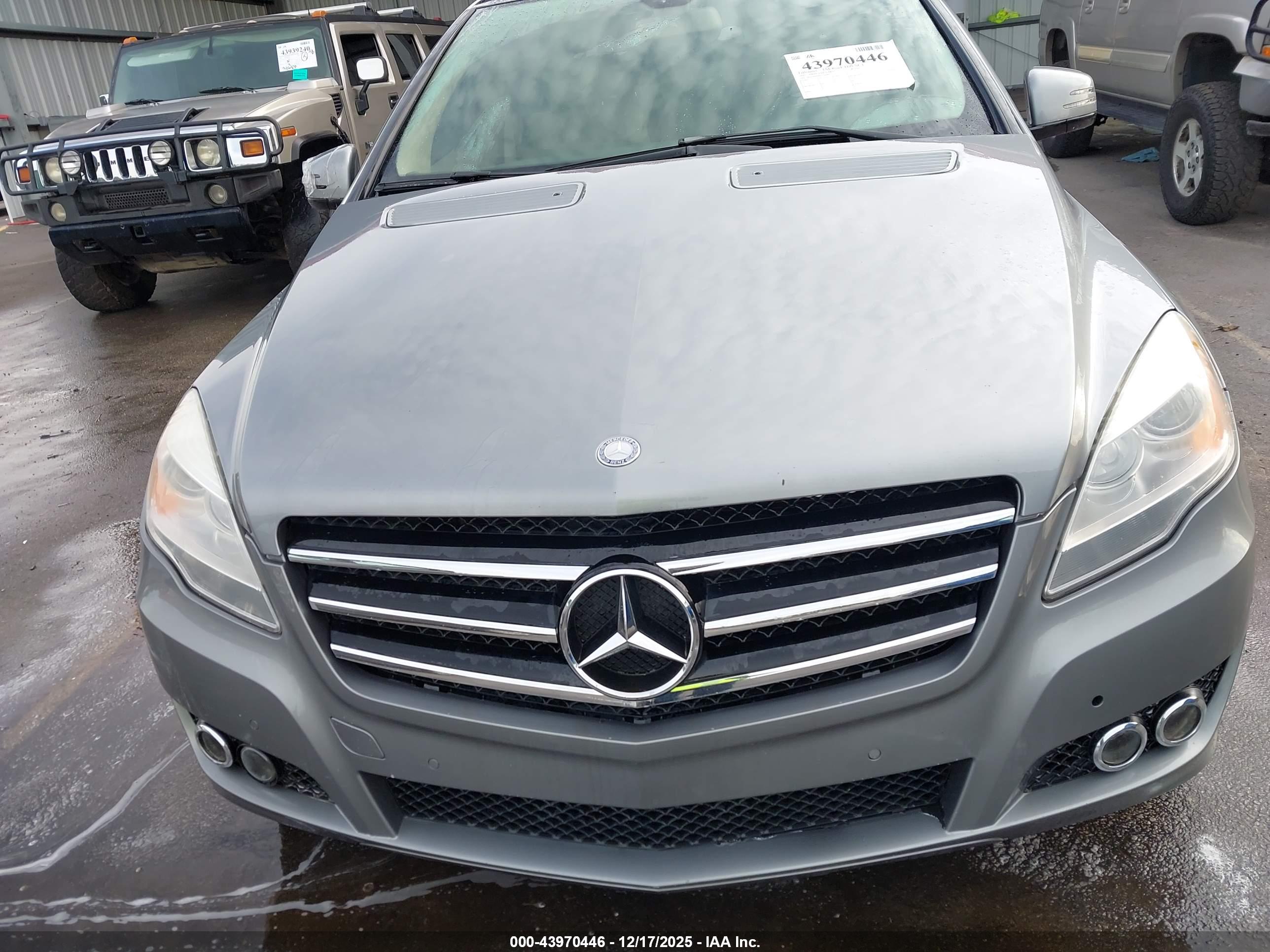 MERCEDES-BENZ R image 6