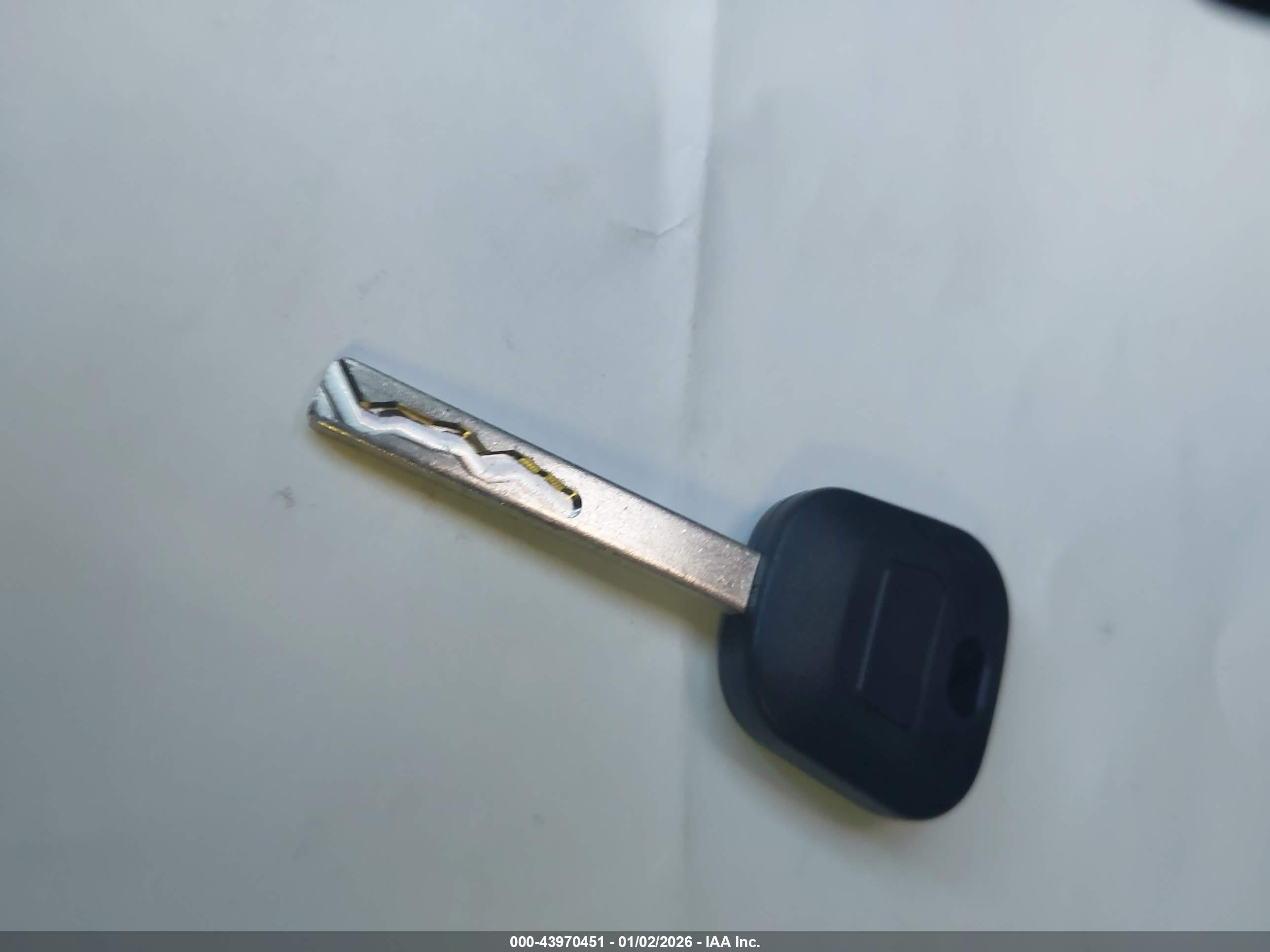 CHEVROLET EQUINOX image 11
