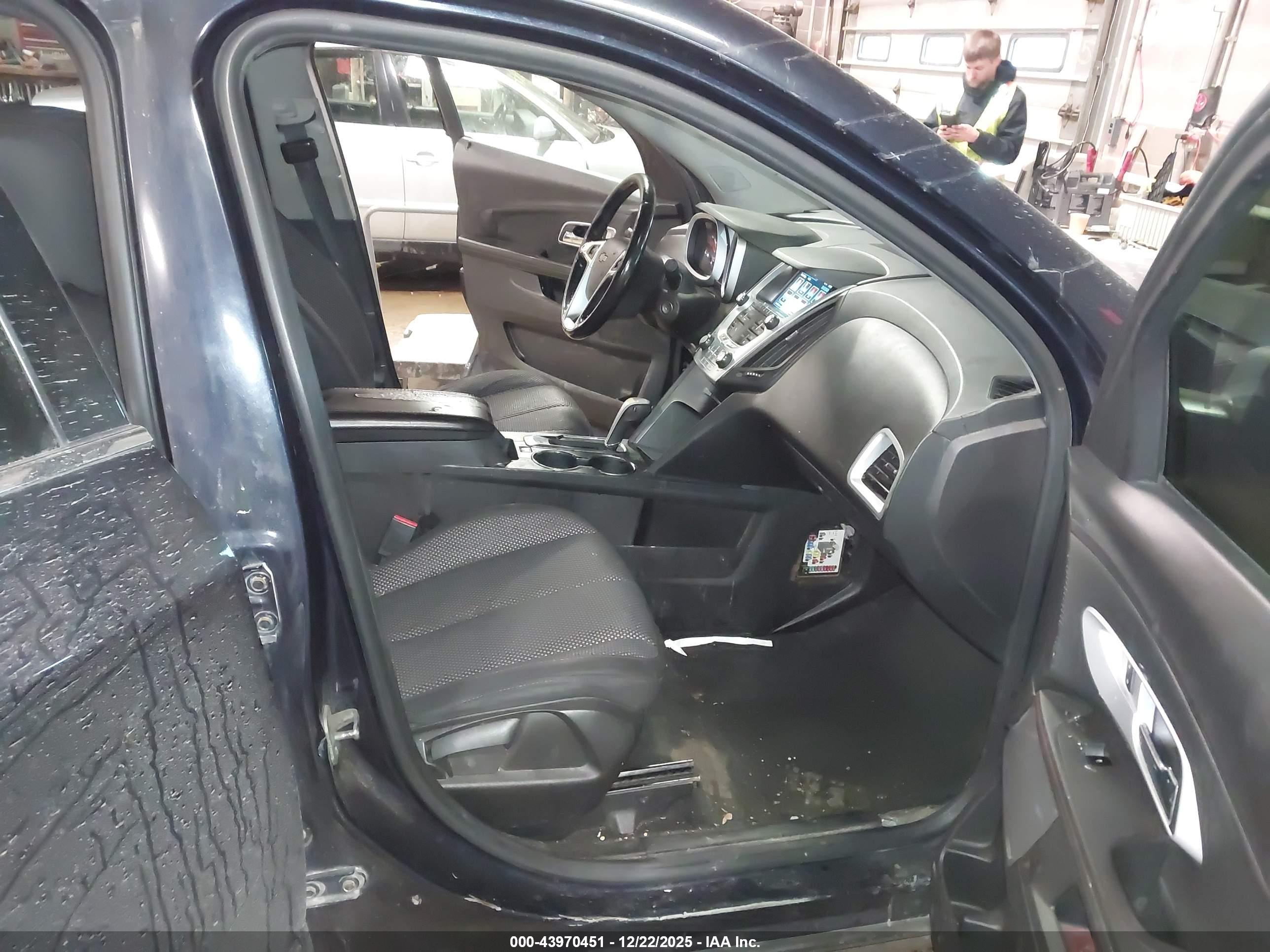 CHEVROLET EQUINOX image 5