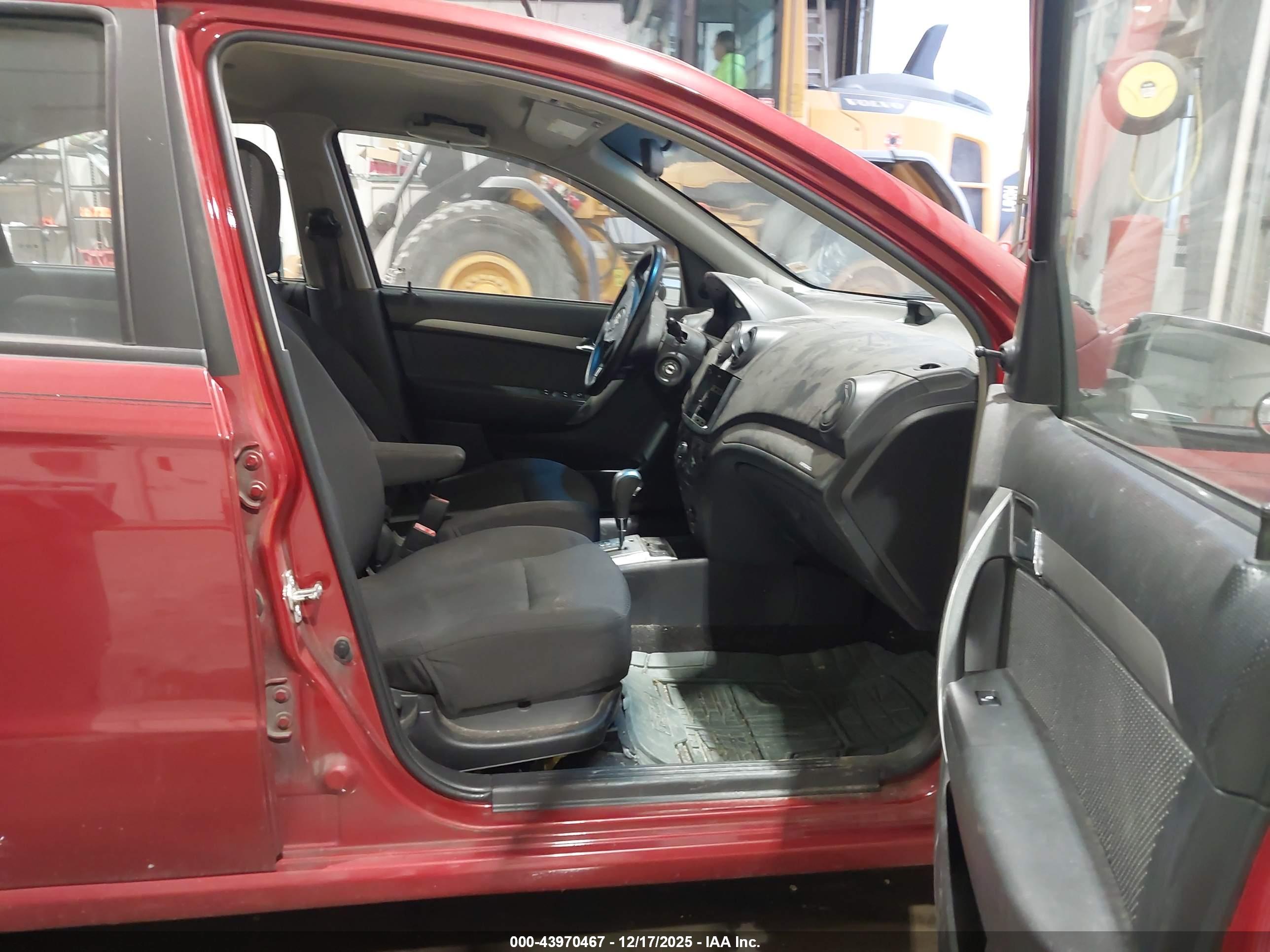 CHEVROLET AVEO image 5