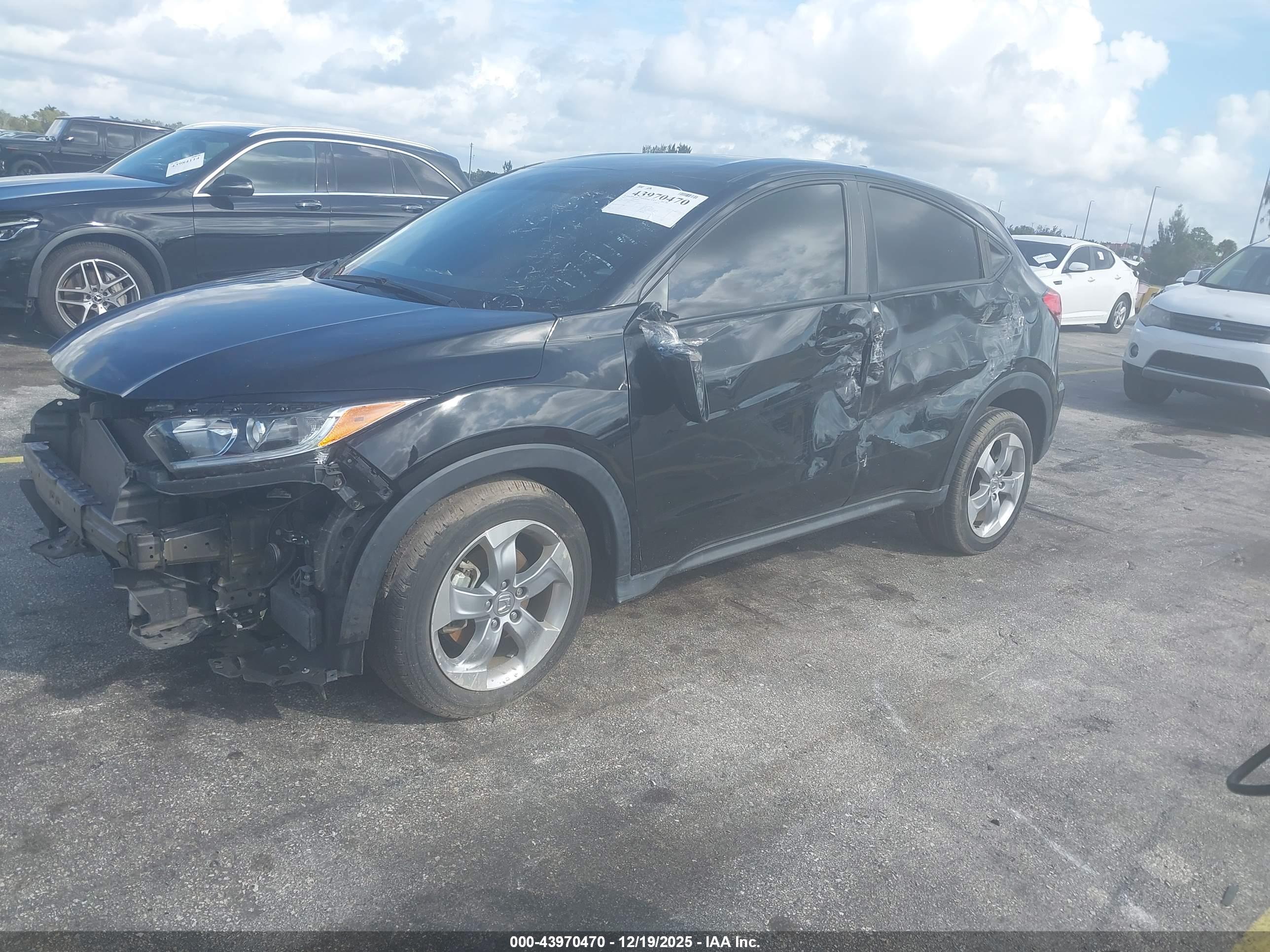 HONDA HR-V image 2