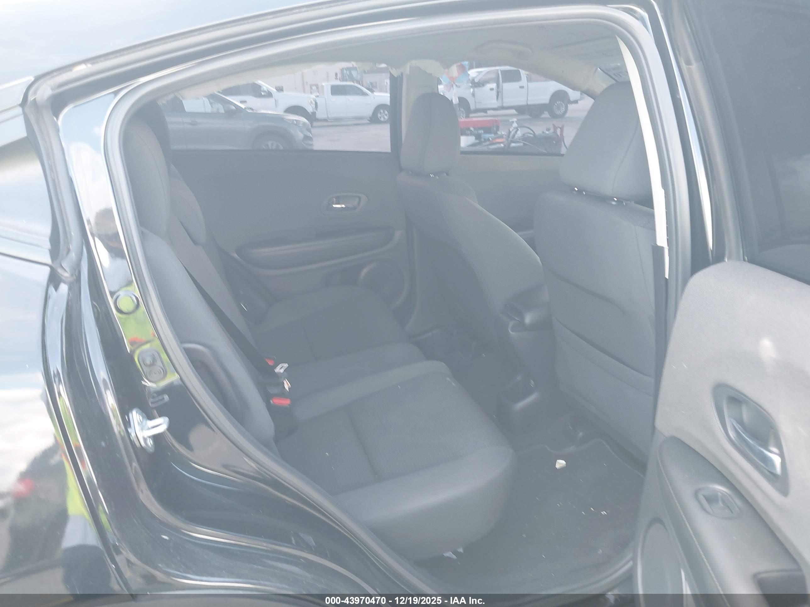 HONDA HR-V image 8
