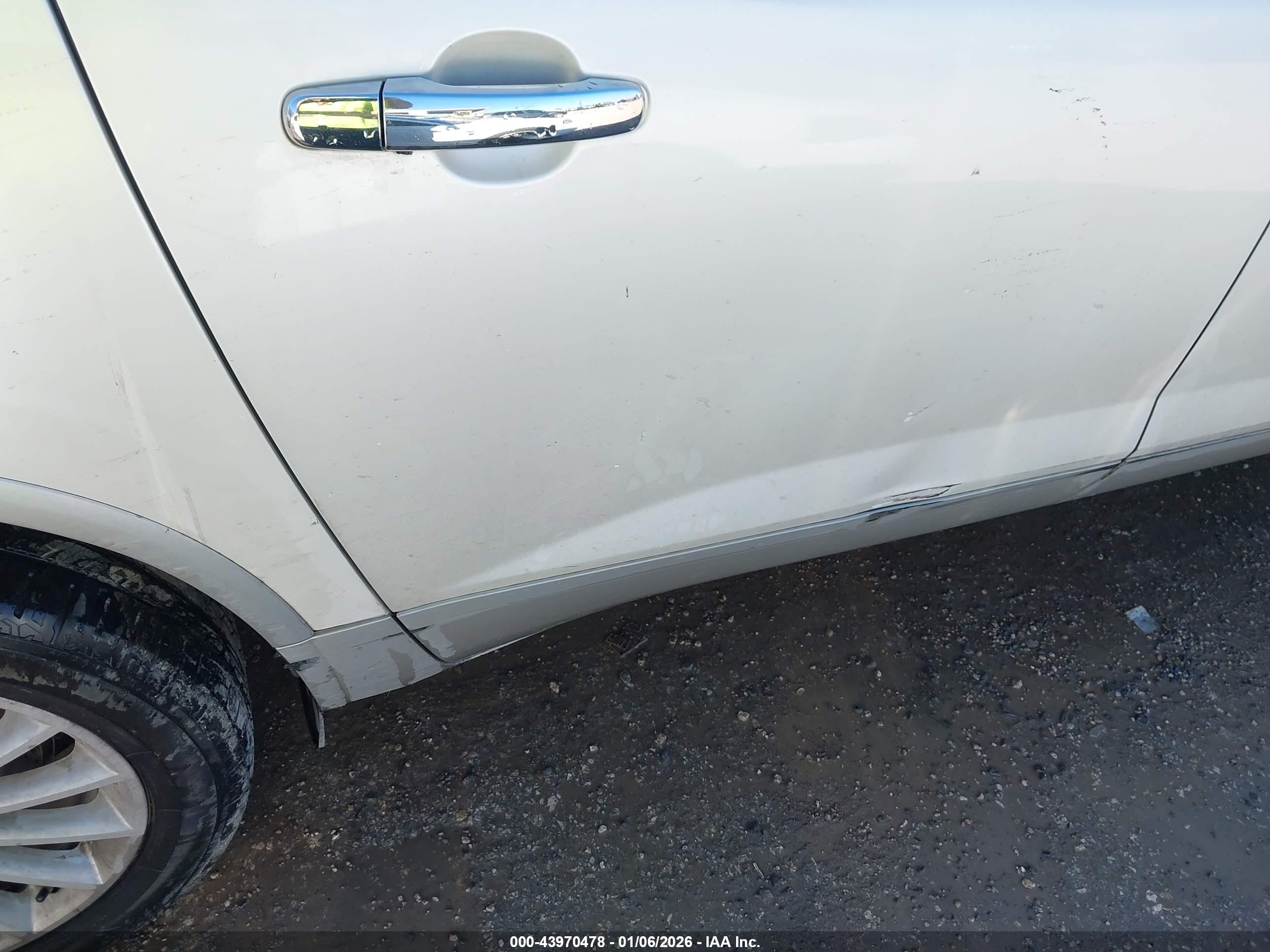 BUICK ENCLAVE image 6
