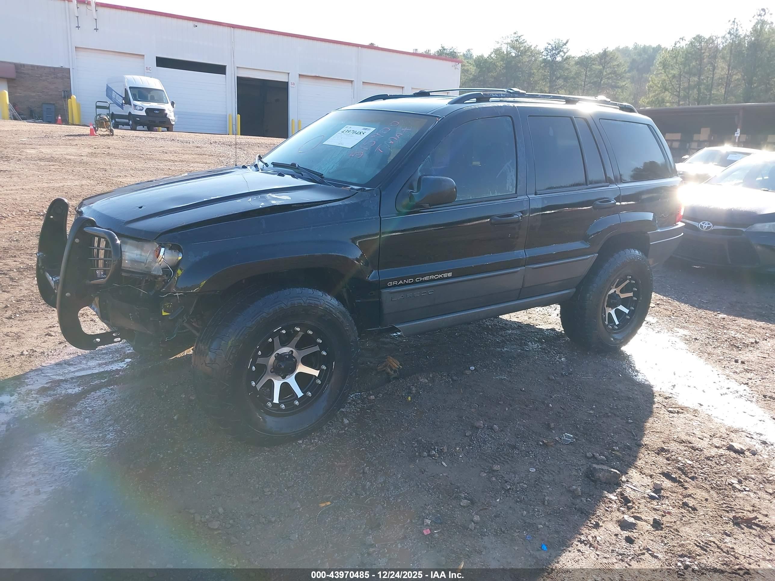 JEEP GRAND image 2