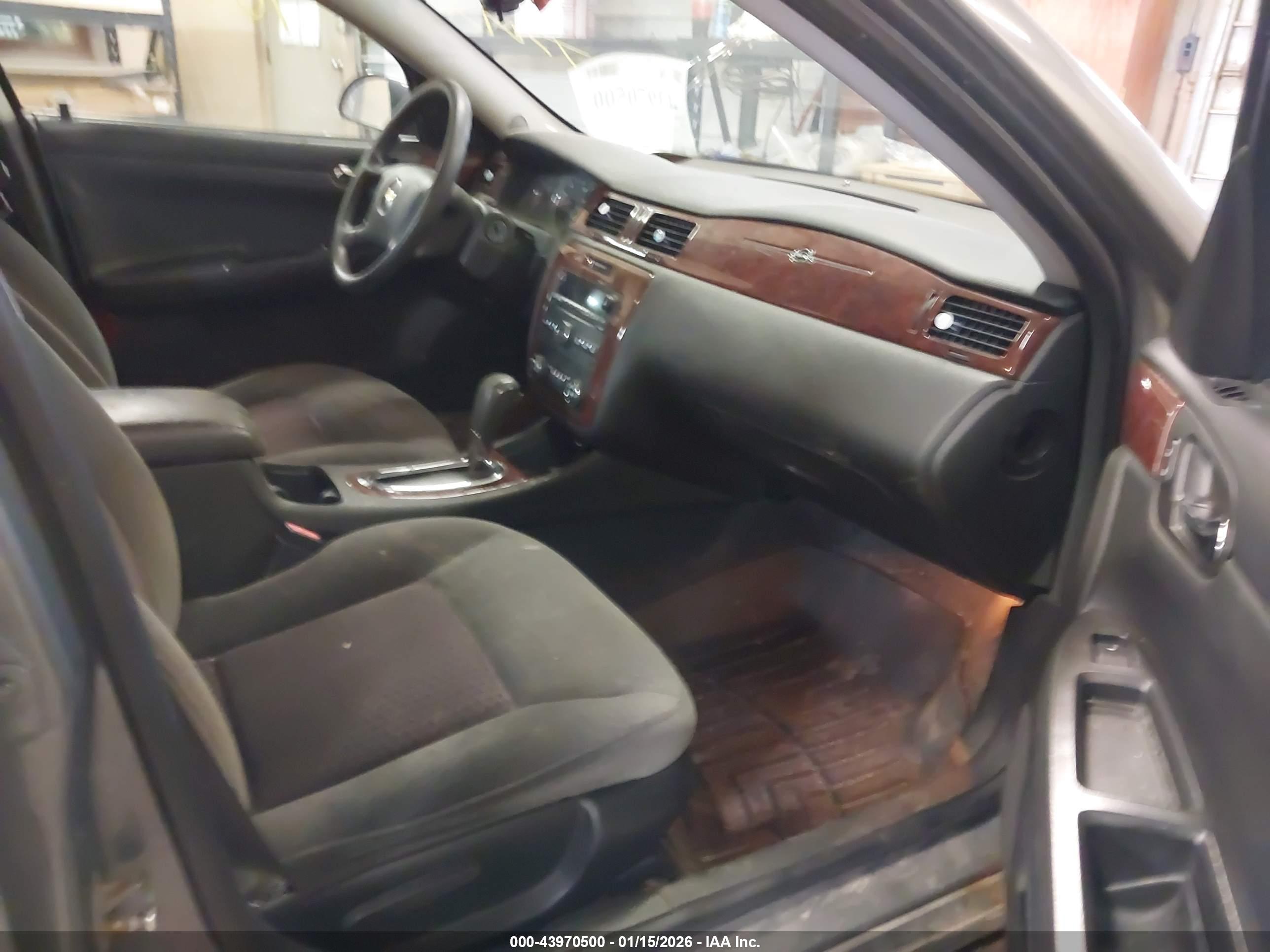 CHEVROLET IMPALA image 5
