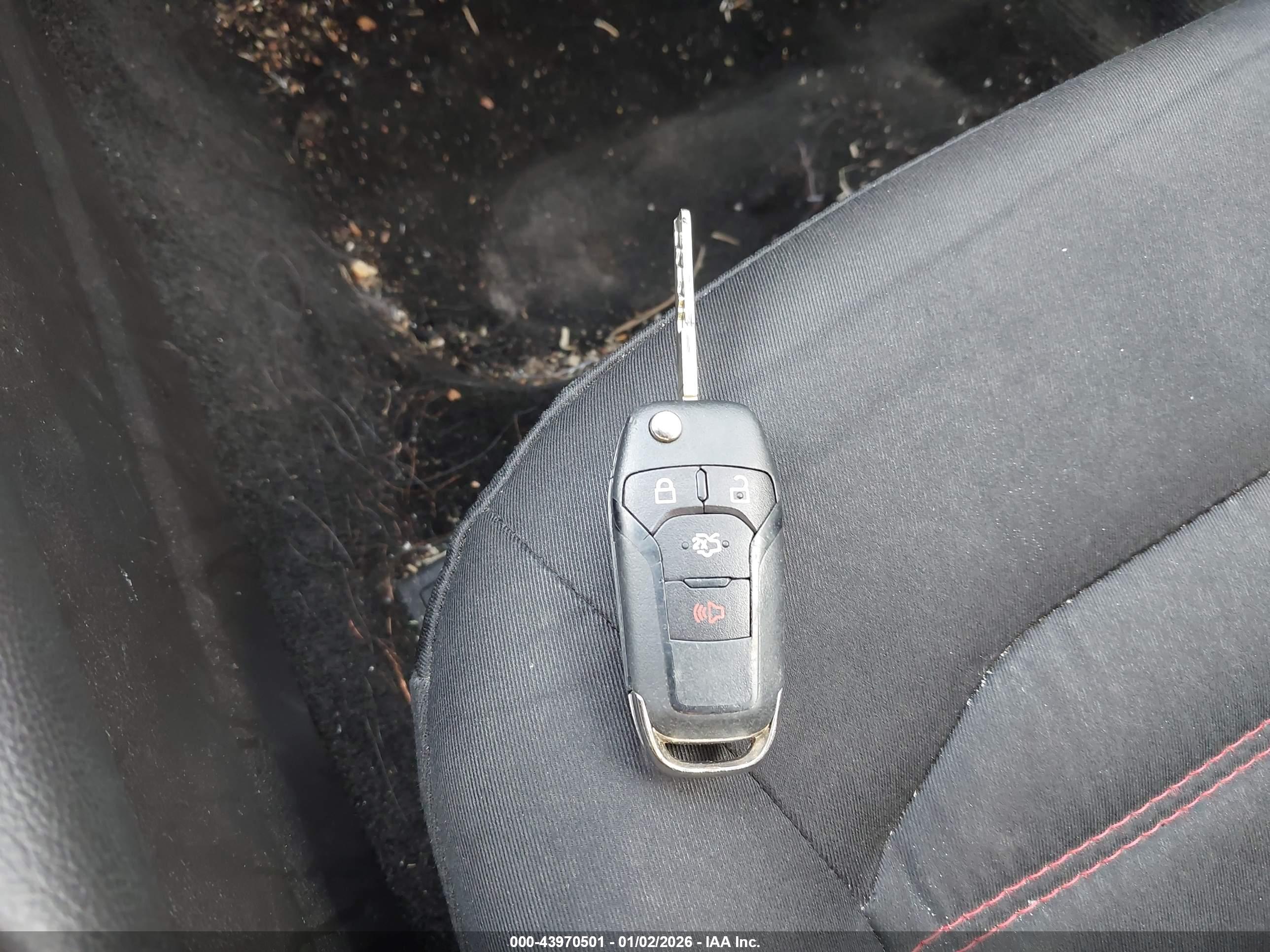 FORD FUSION image 11