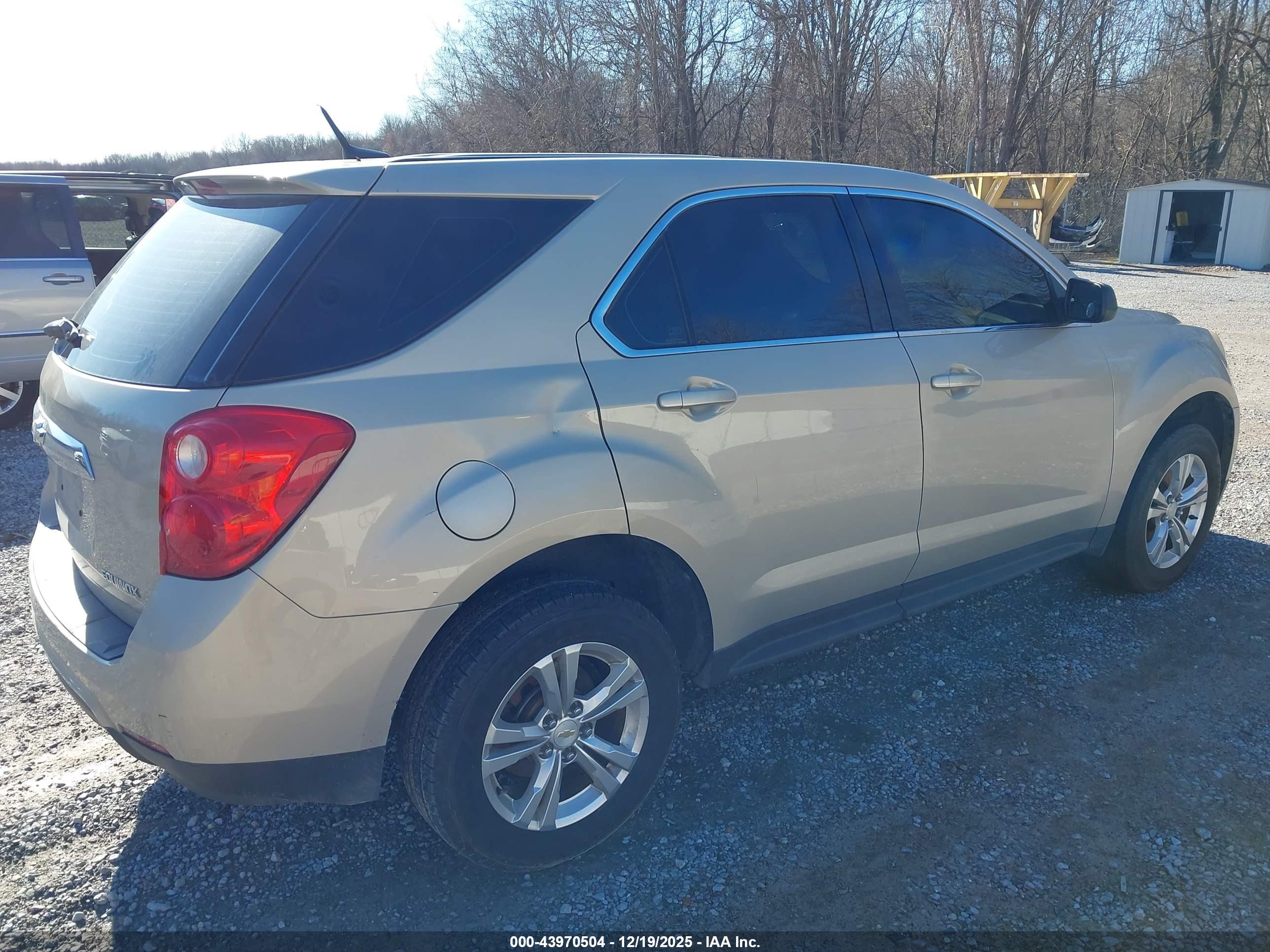 CHEVROLET EQUINOX image 6