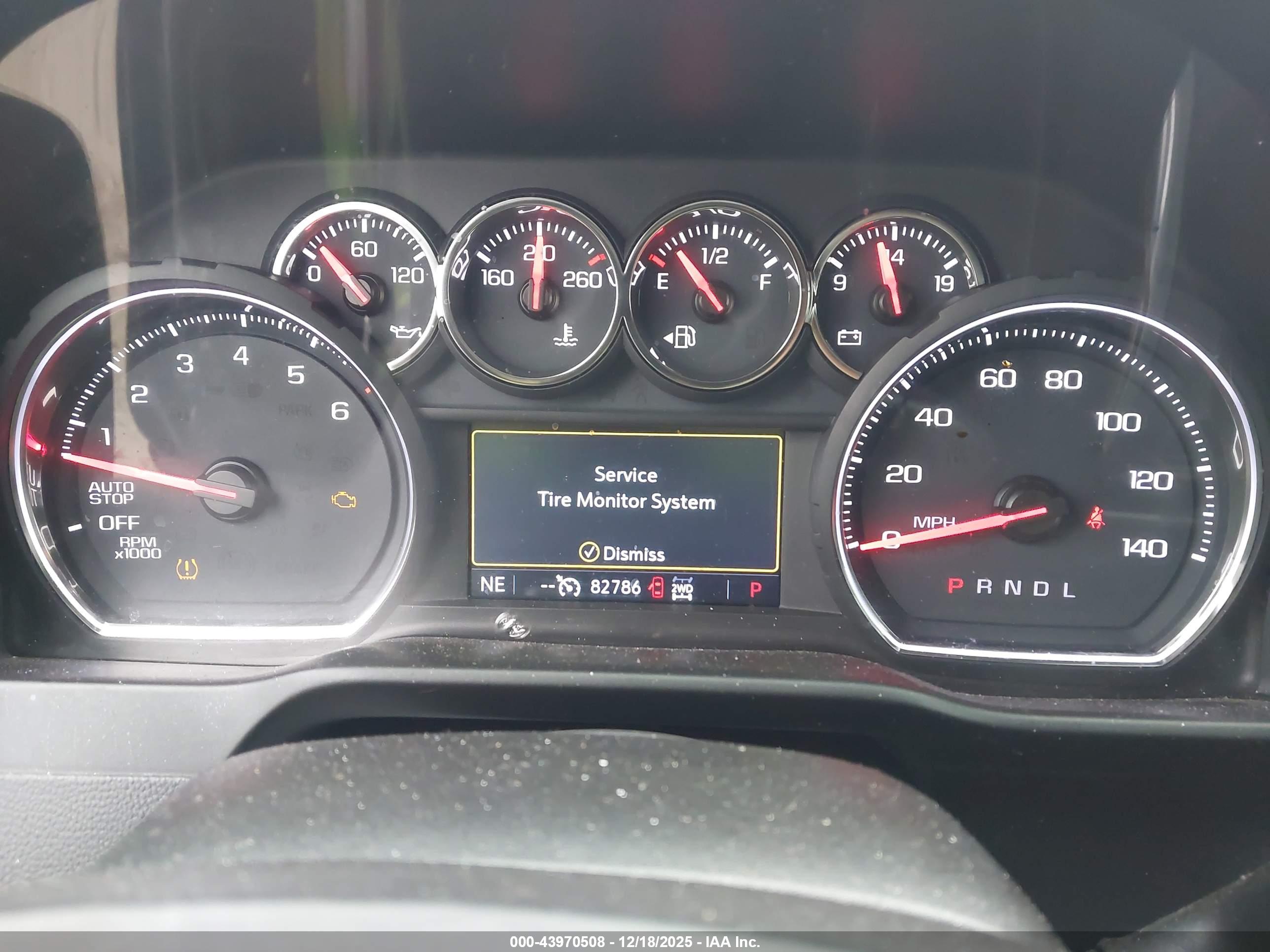 CHEVROLET SILVERADO image 7