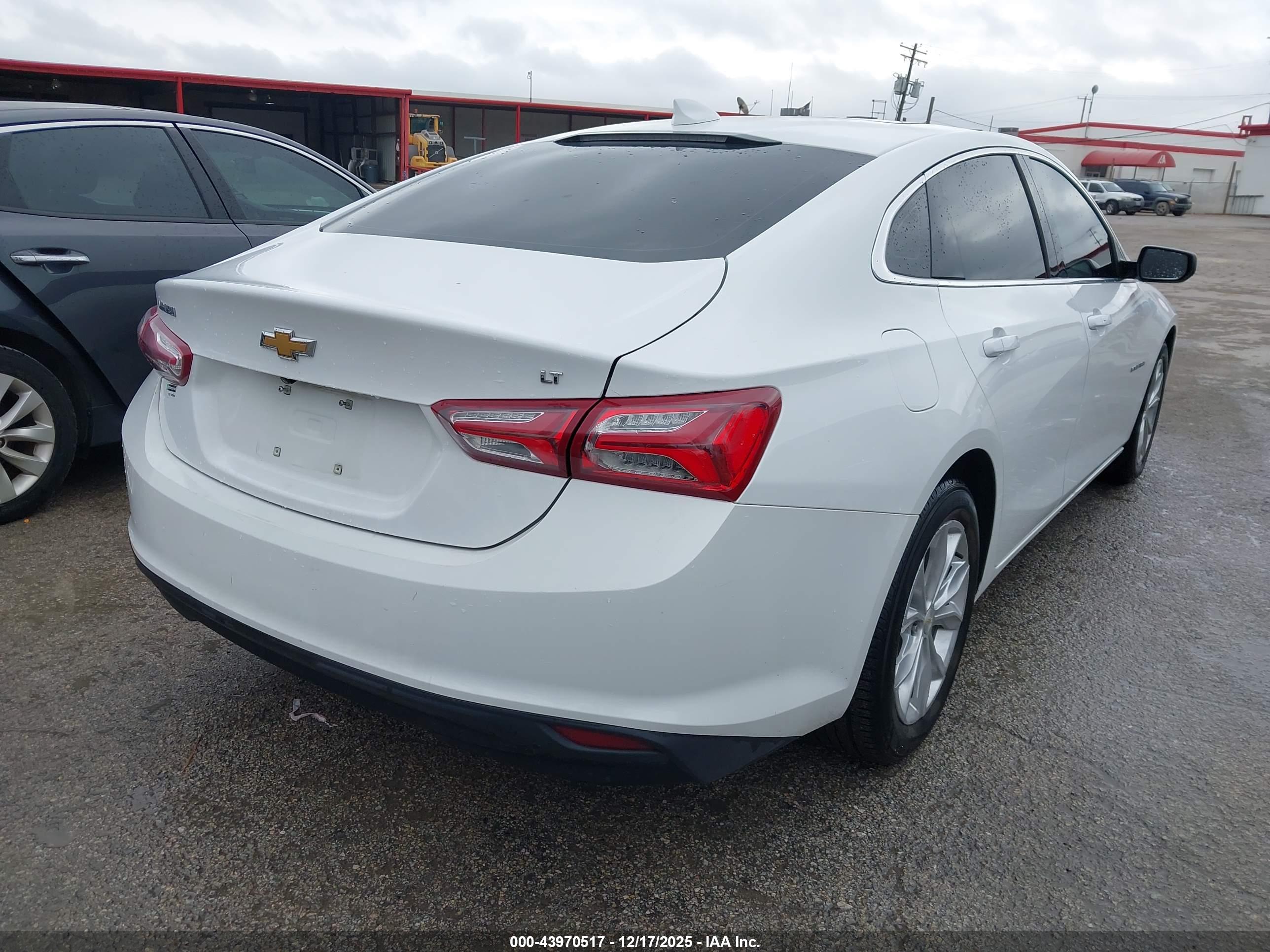 CHEVROLET MALIBU image 4