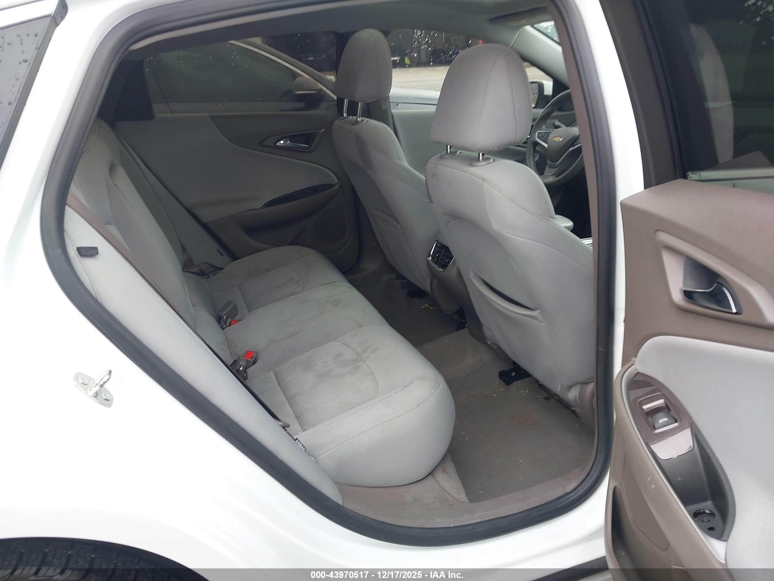 CHEVROLET MALIBU image 8