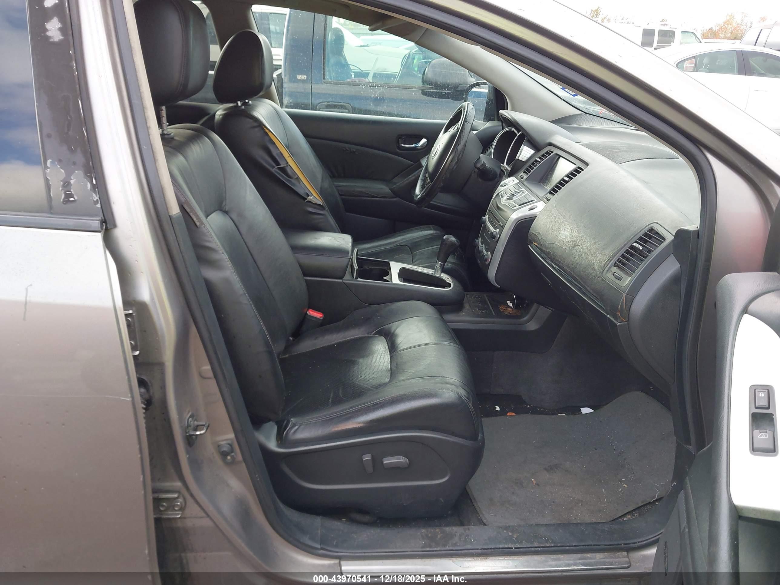 NISSAN MURANO image 5