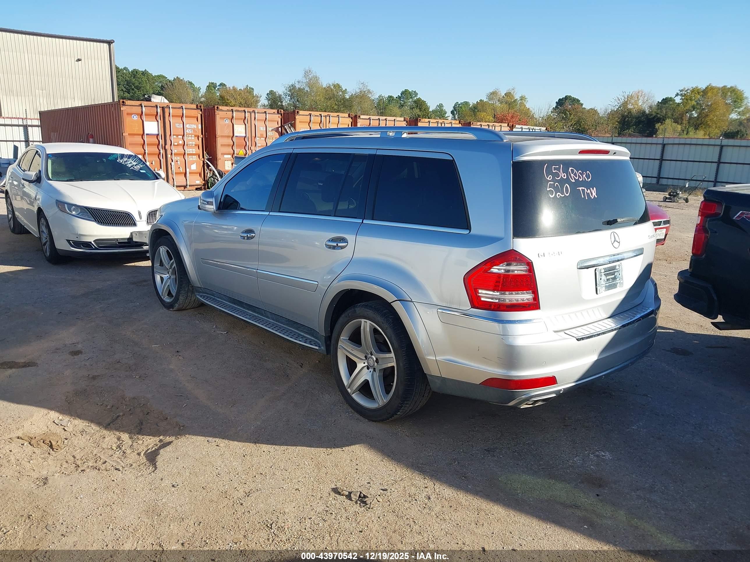 MERCEDES-BENZ GL image 3