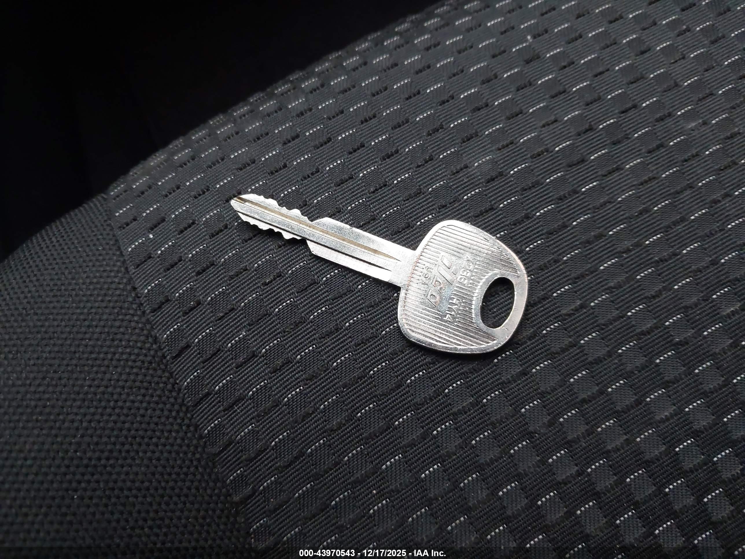 HYUNDAI ACCENT image 11
