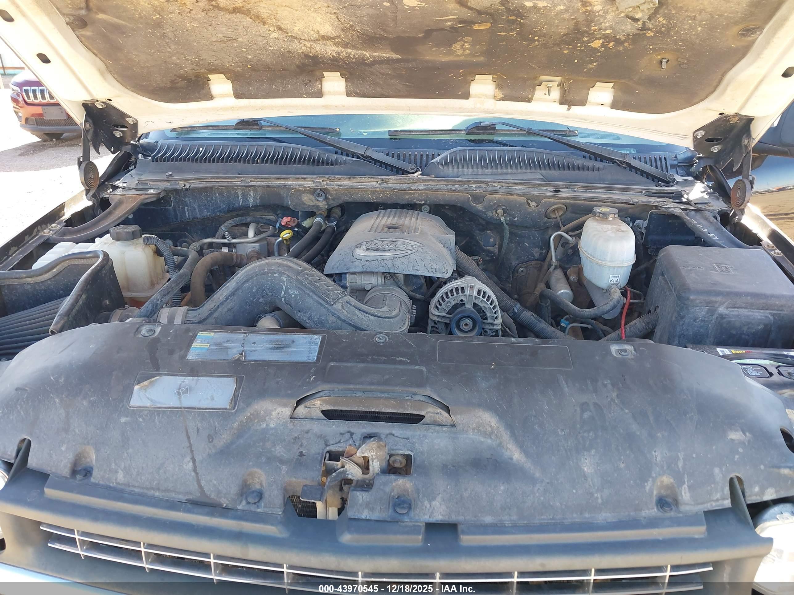 CHEVROLET TAHOE image 10