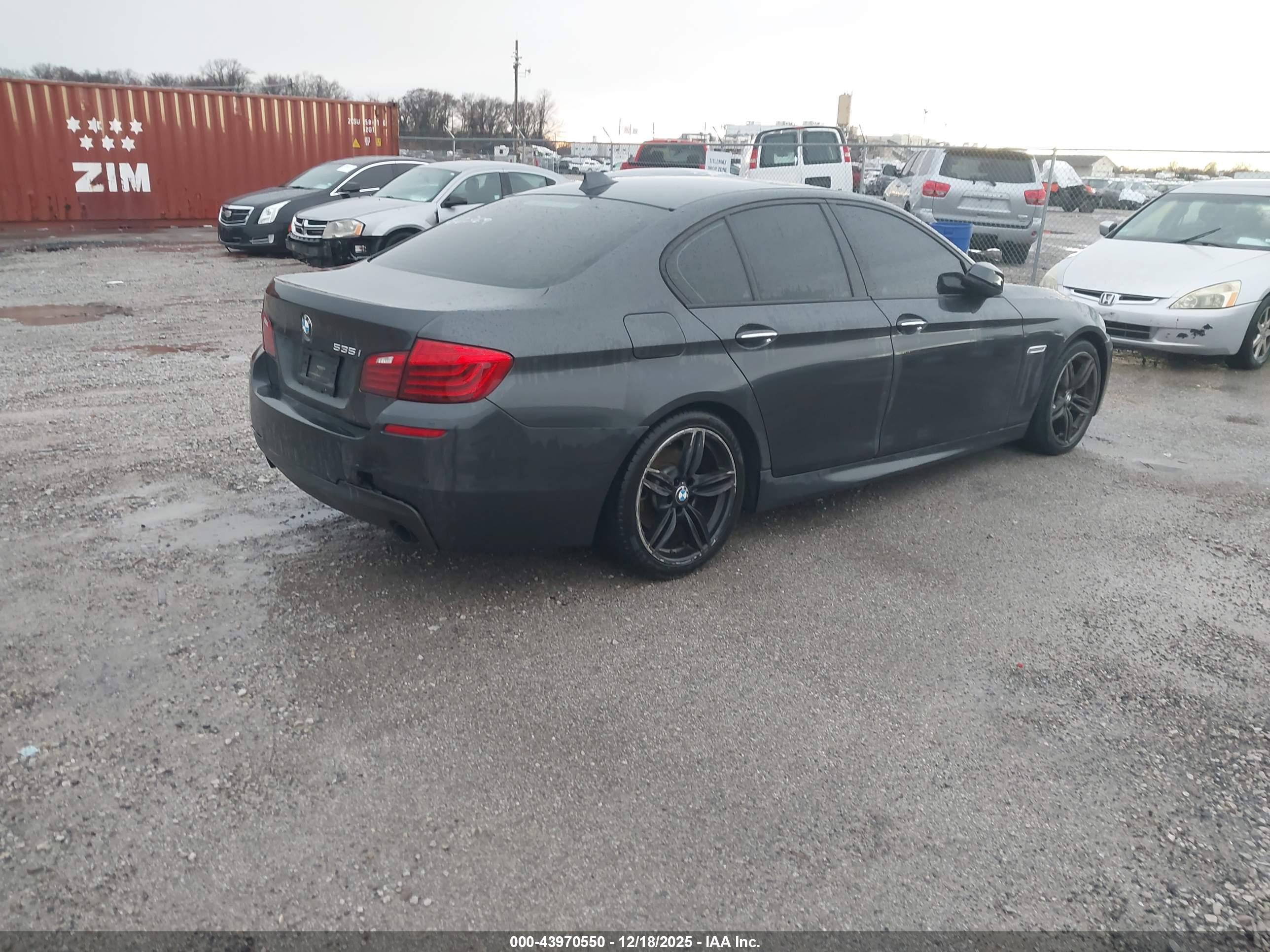 BMW 535I image 4