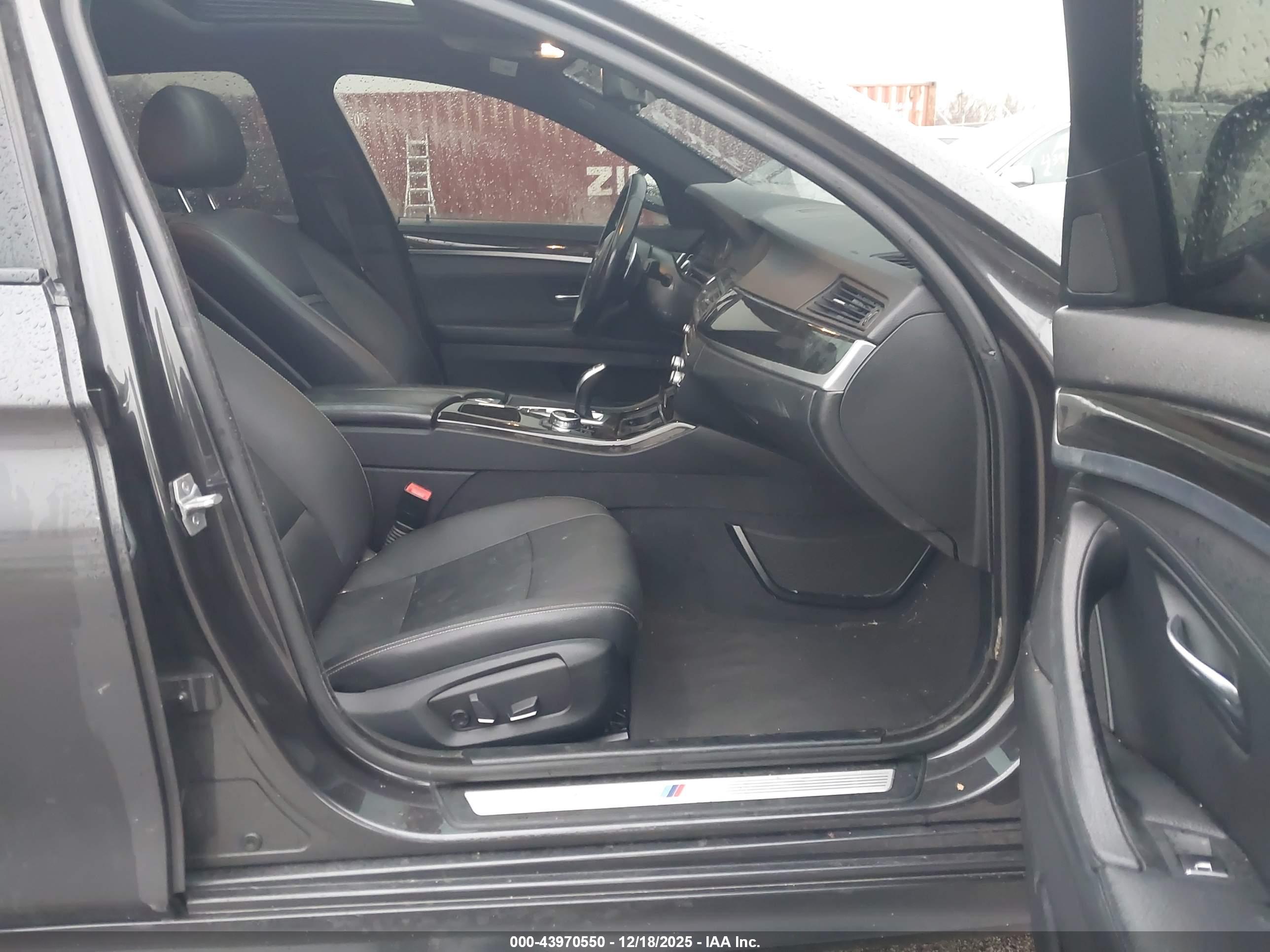 BMW 535I image 5