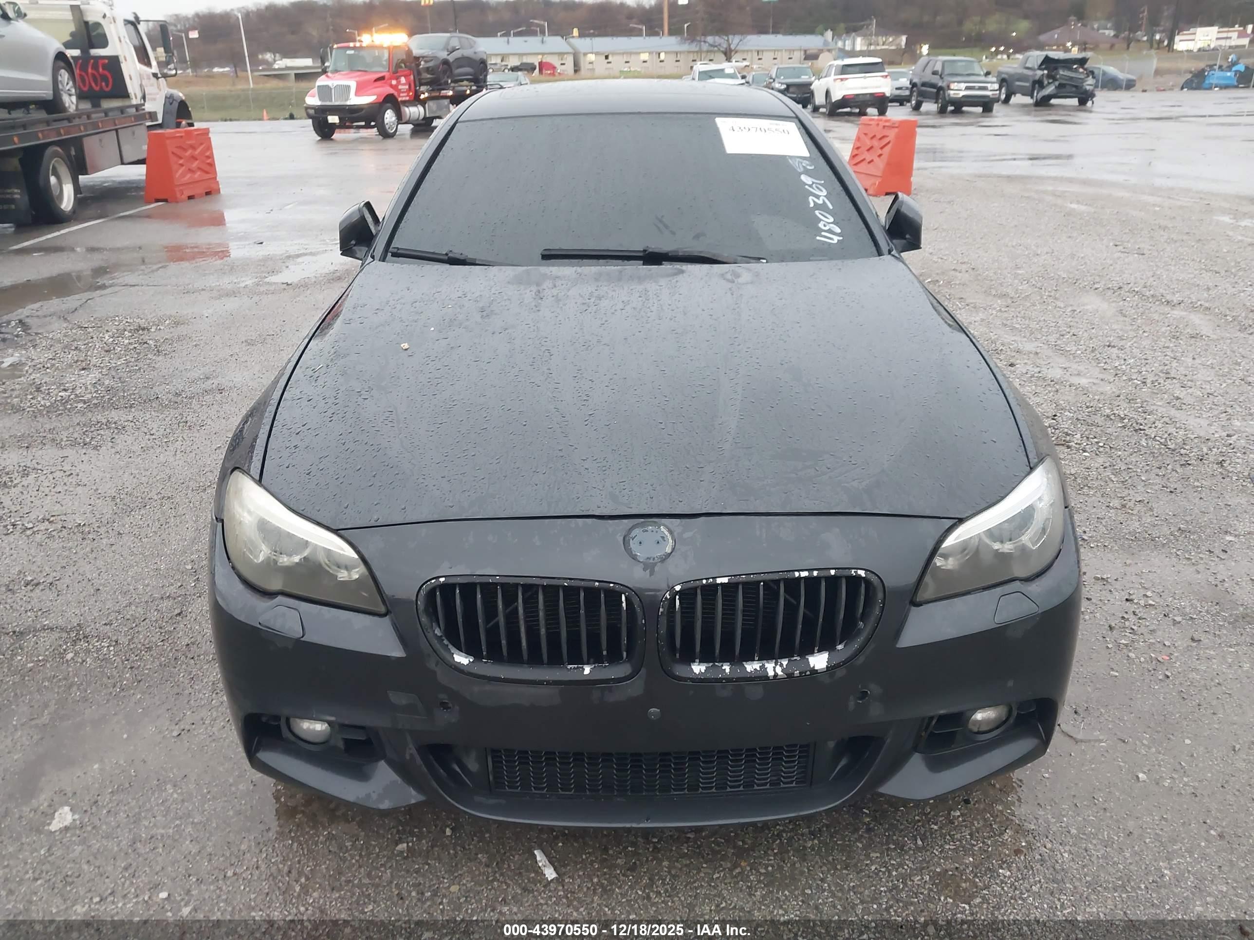 BMW 535I image 6