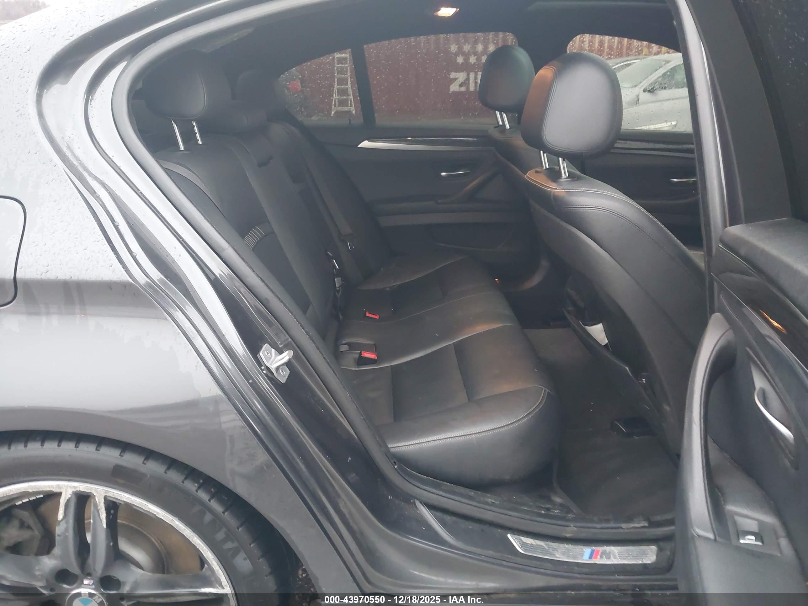 BMW 535I image 8