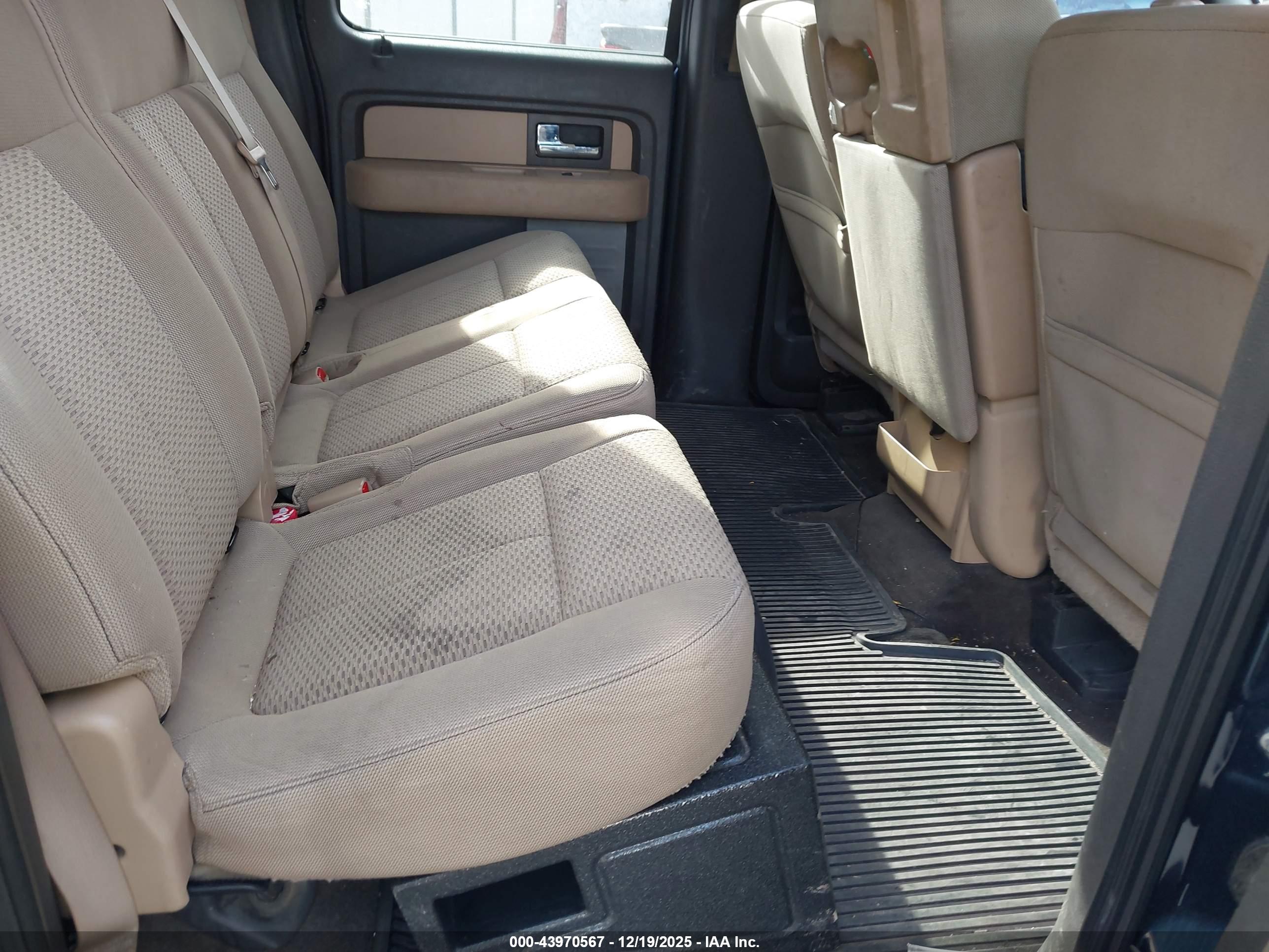 FORD F-150 image 8