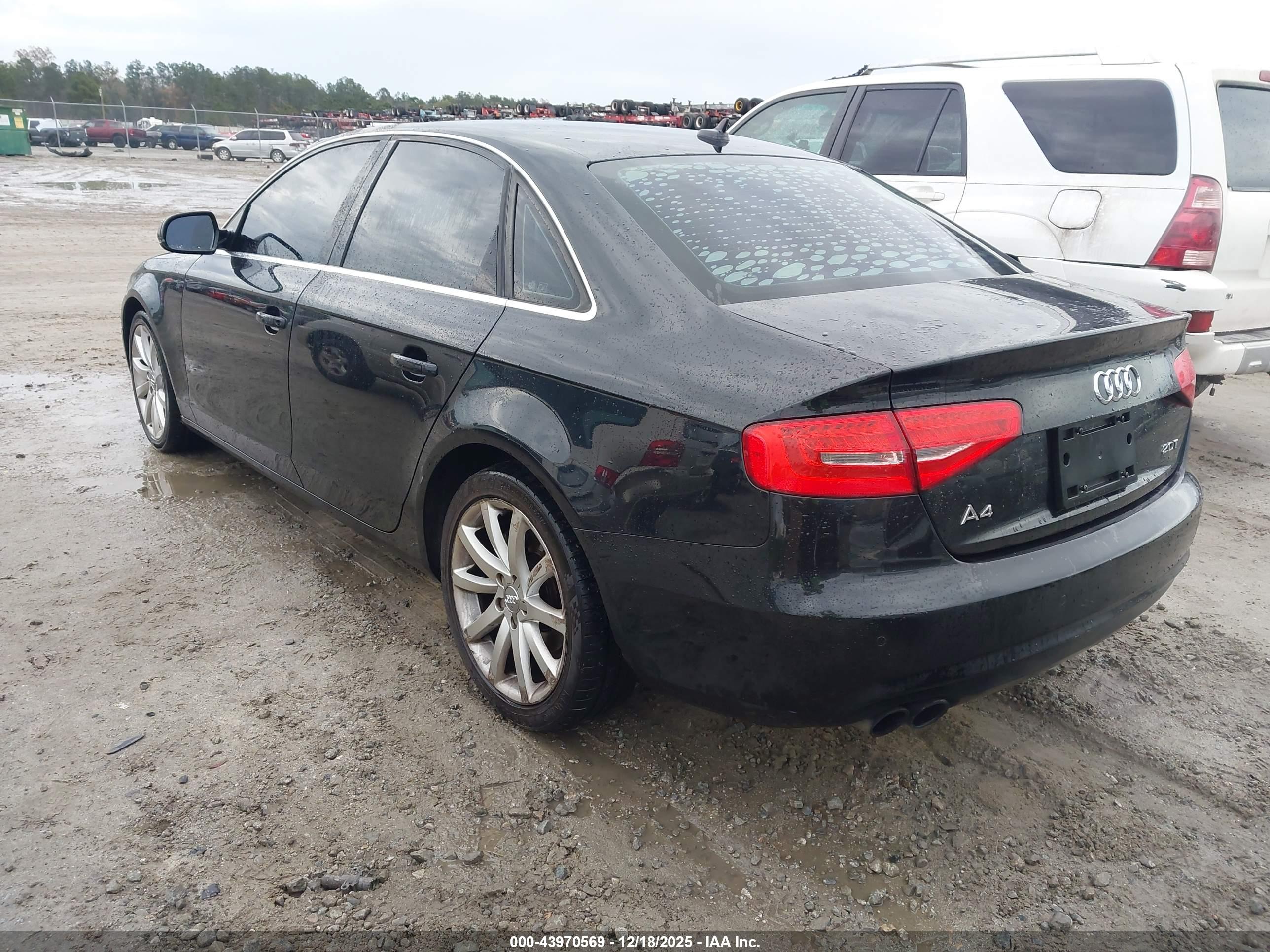 AUDI A4 image 3