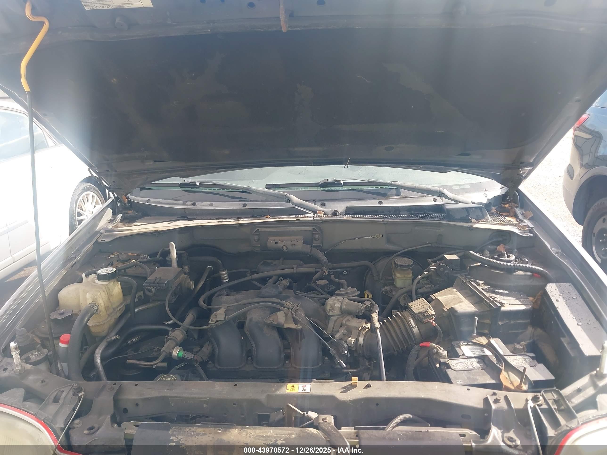 FORD ESCAPE image 10