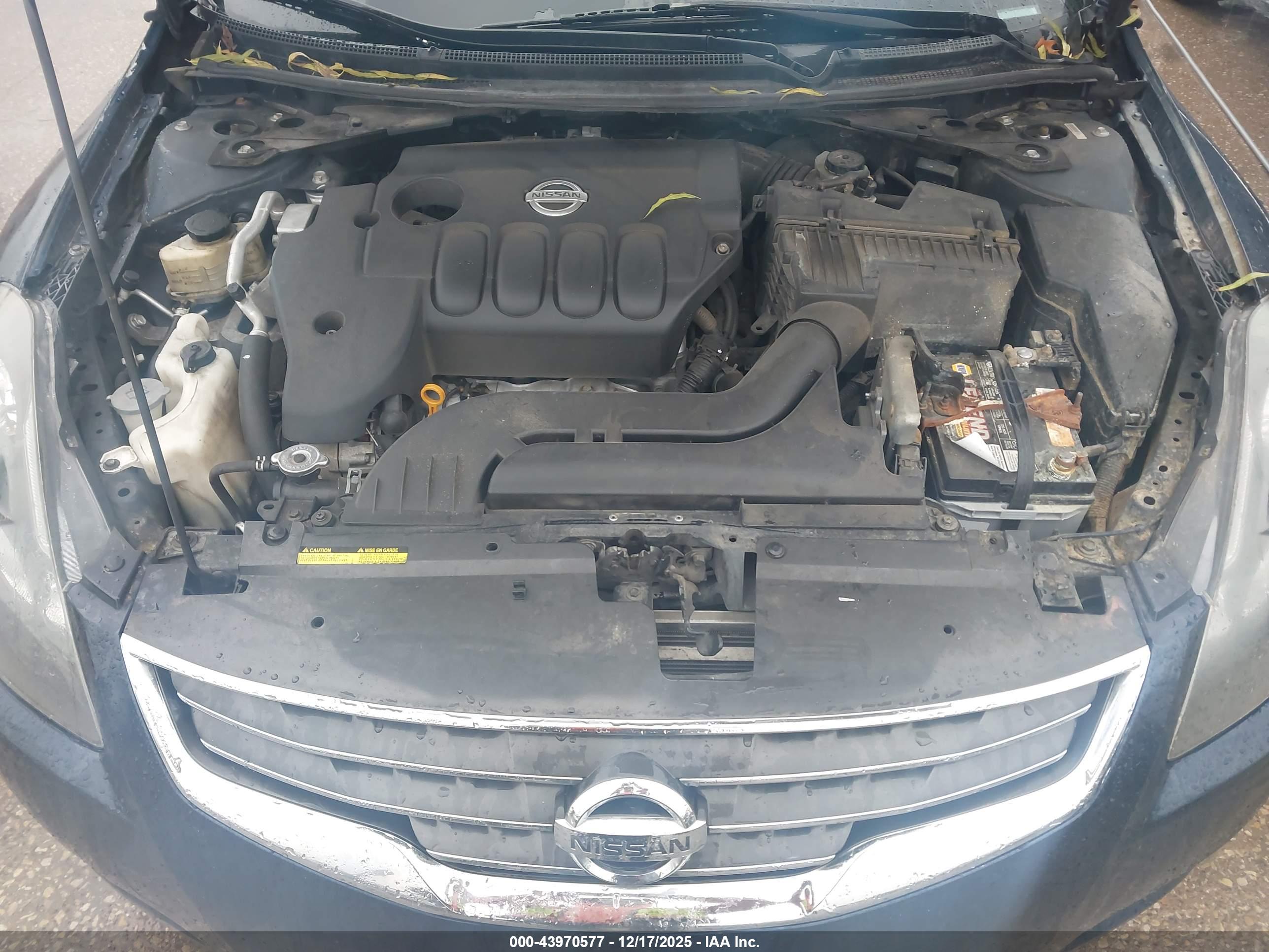 NISSAN ALTIMA image 10