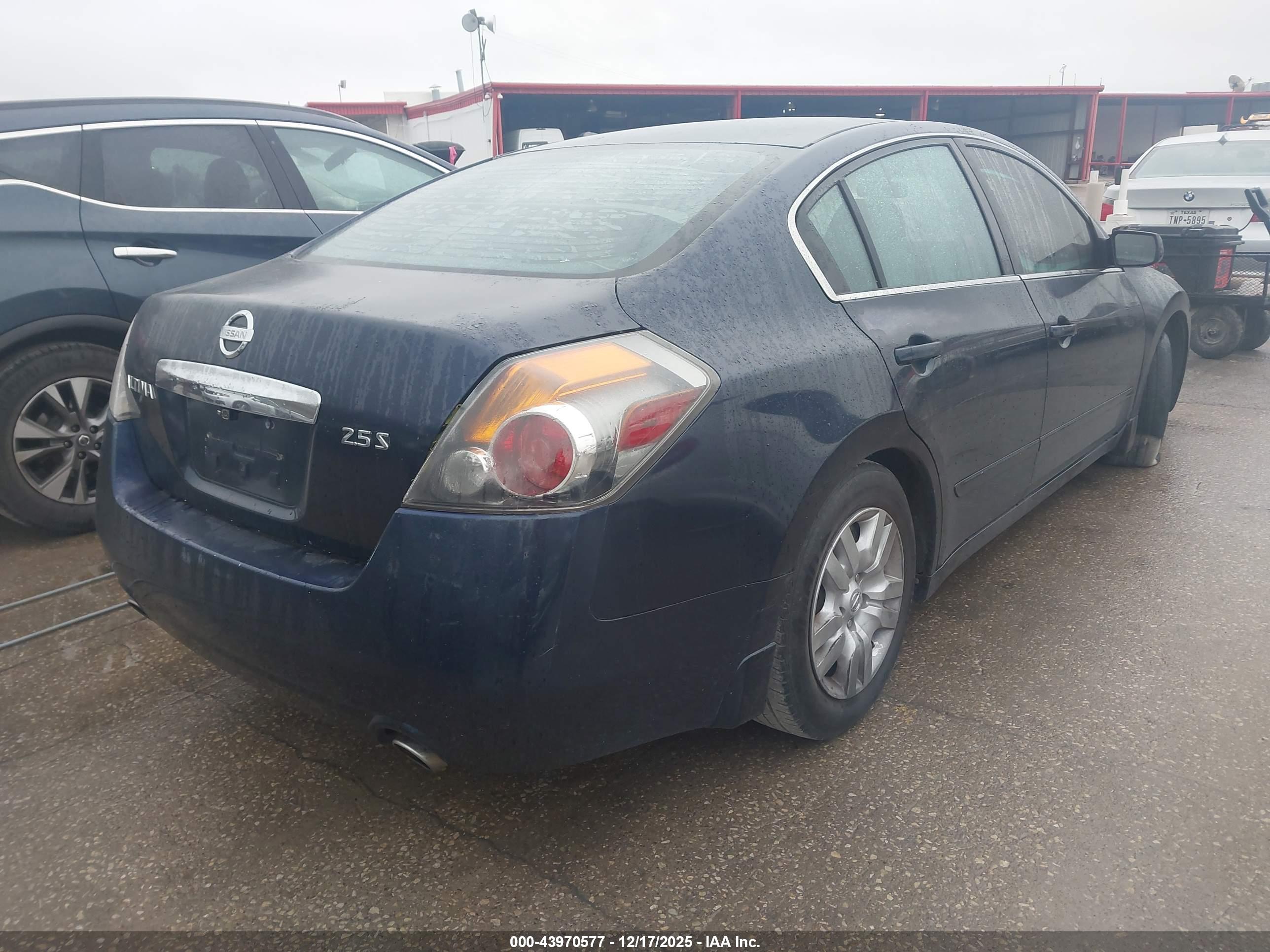 NISSAN ALTIMA image 4