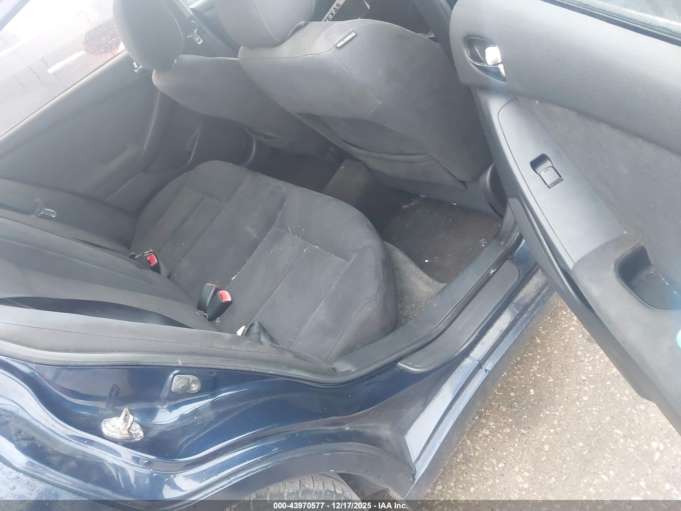 NISSAN ALTIMA image 8