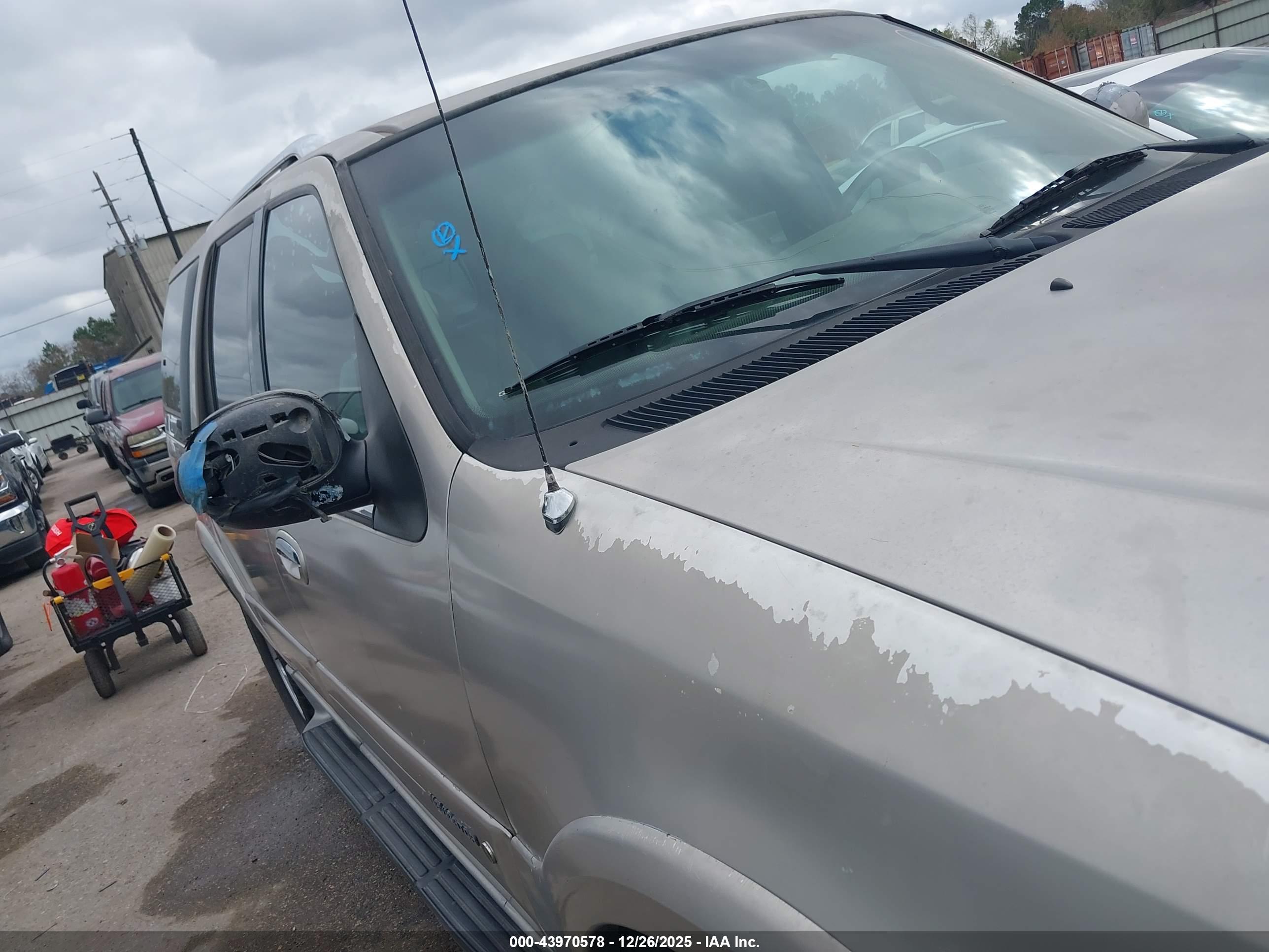 LINCOLN NAVIGATOR image 6