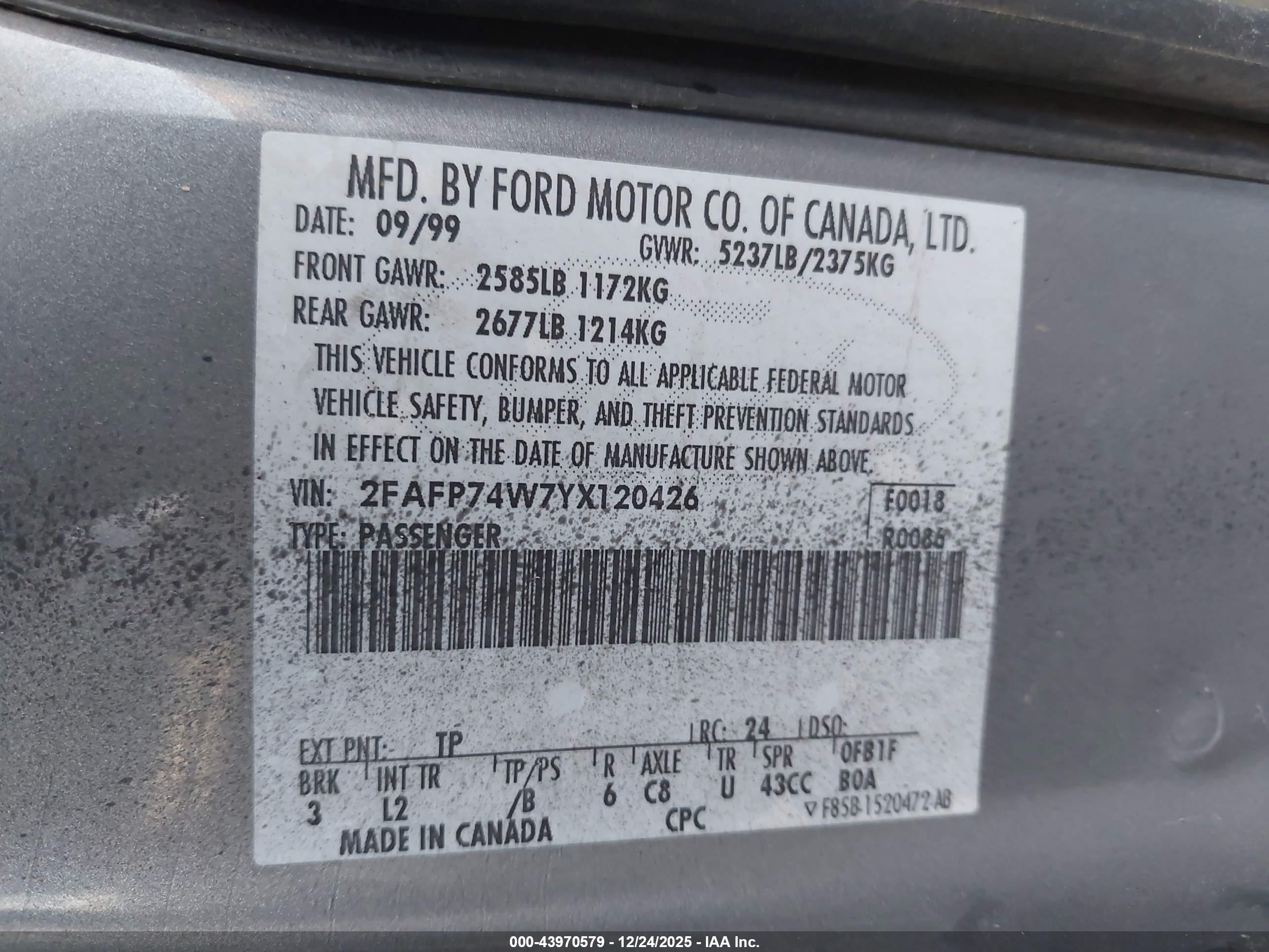 FORD CROWN image 9