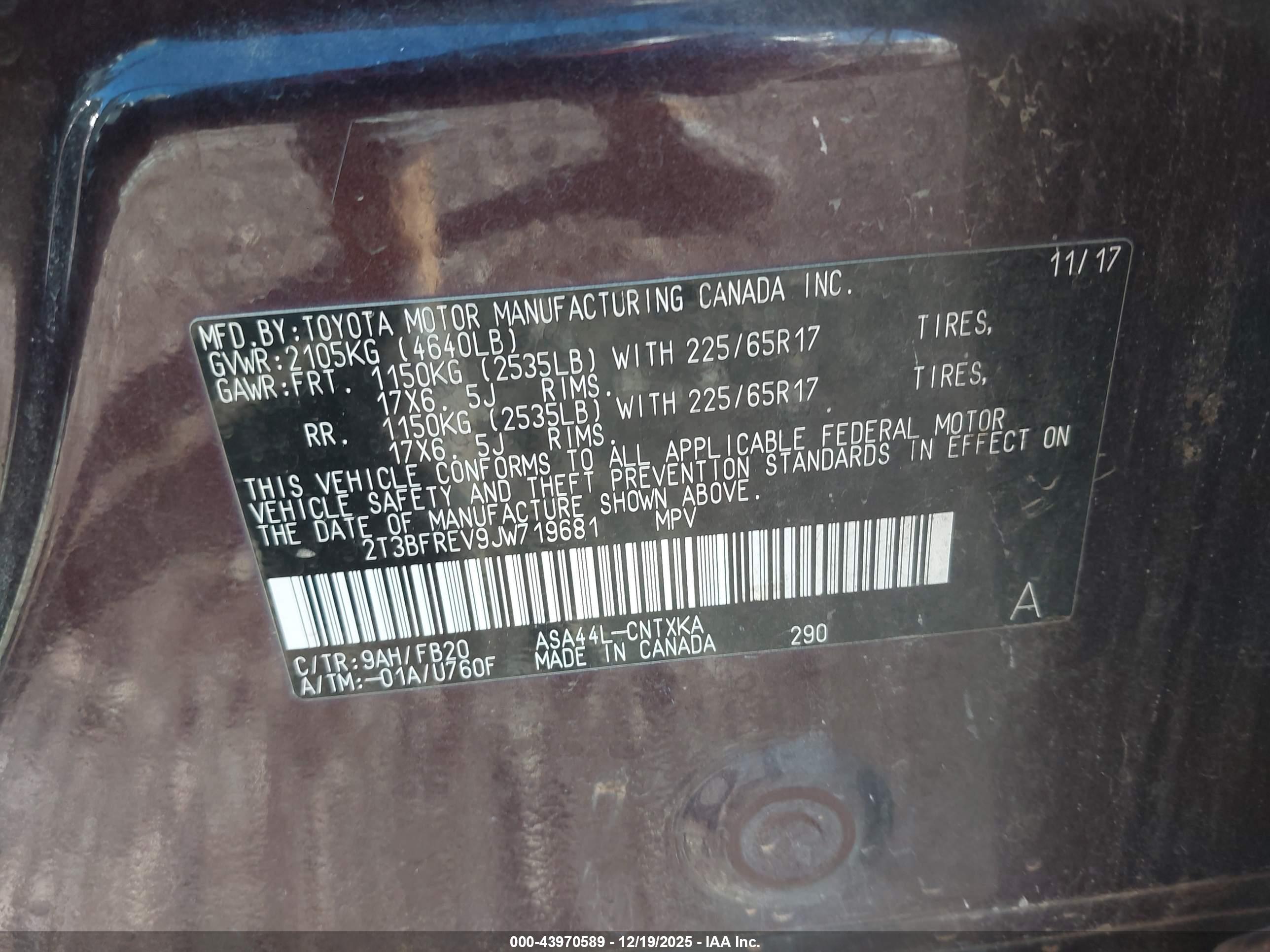 TOYOTA RAV4 image 9