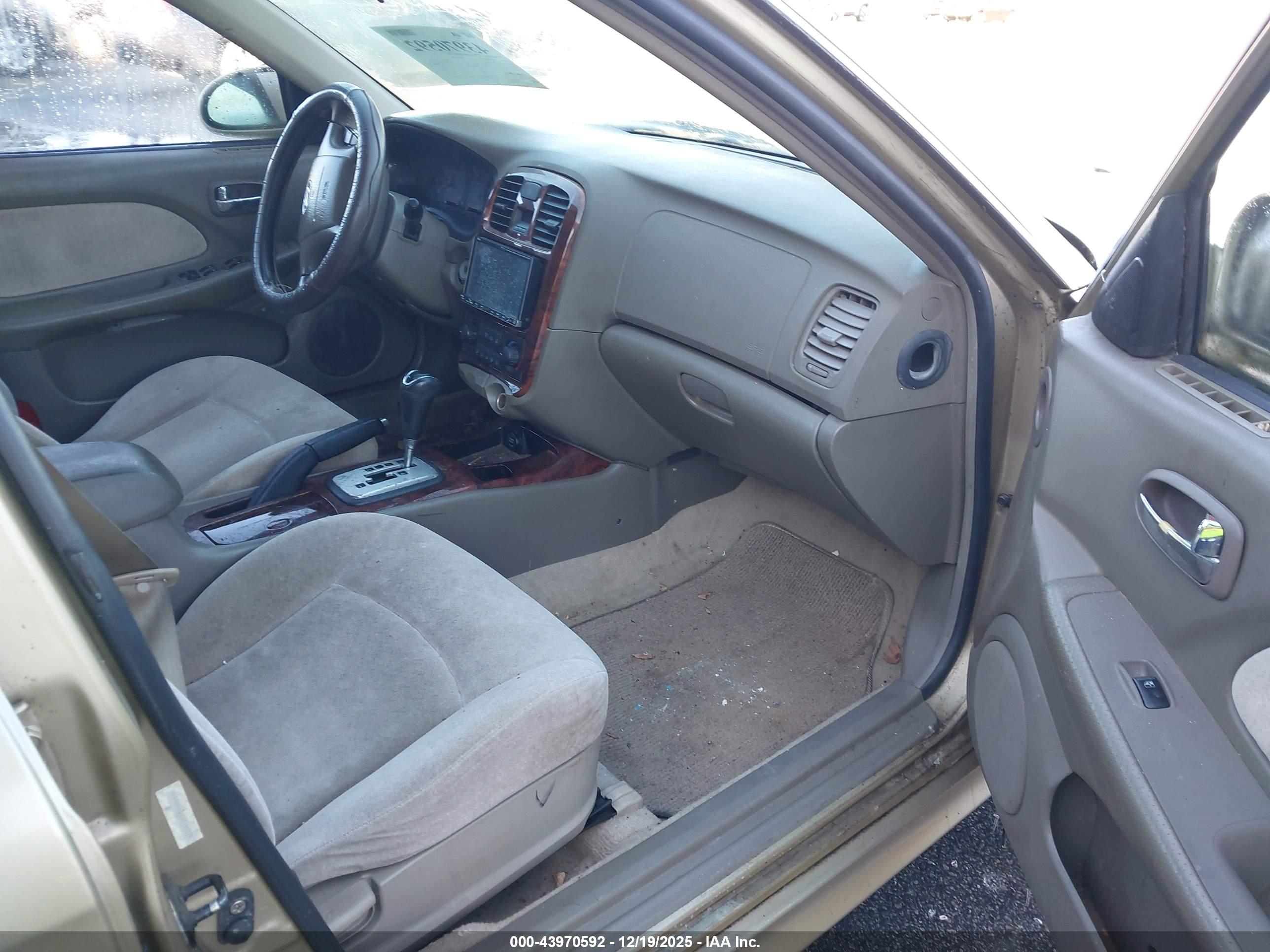 HYUNDAI SONATA image 5