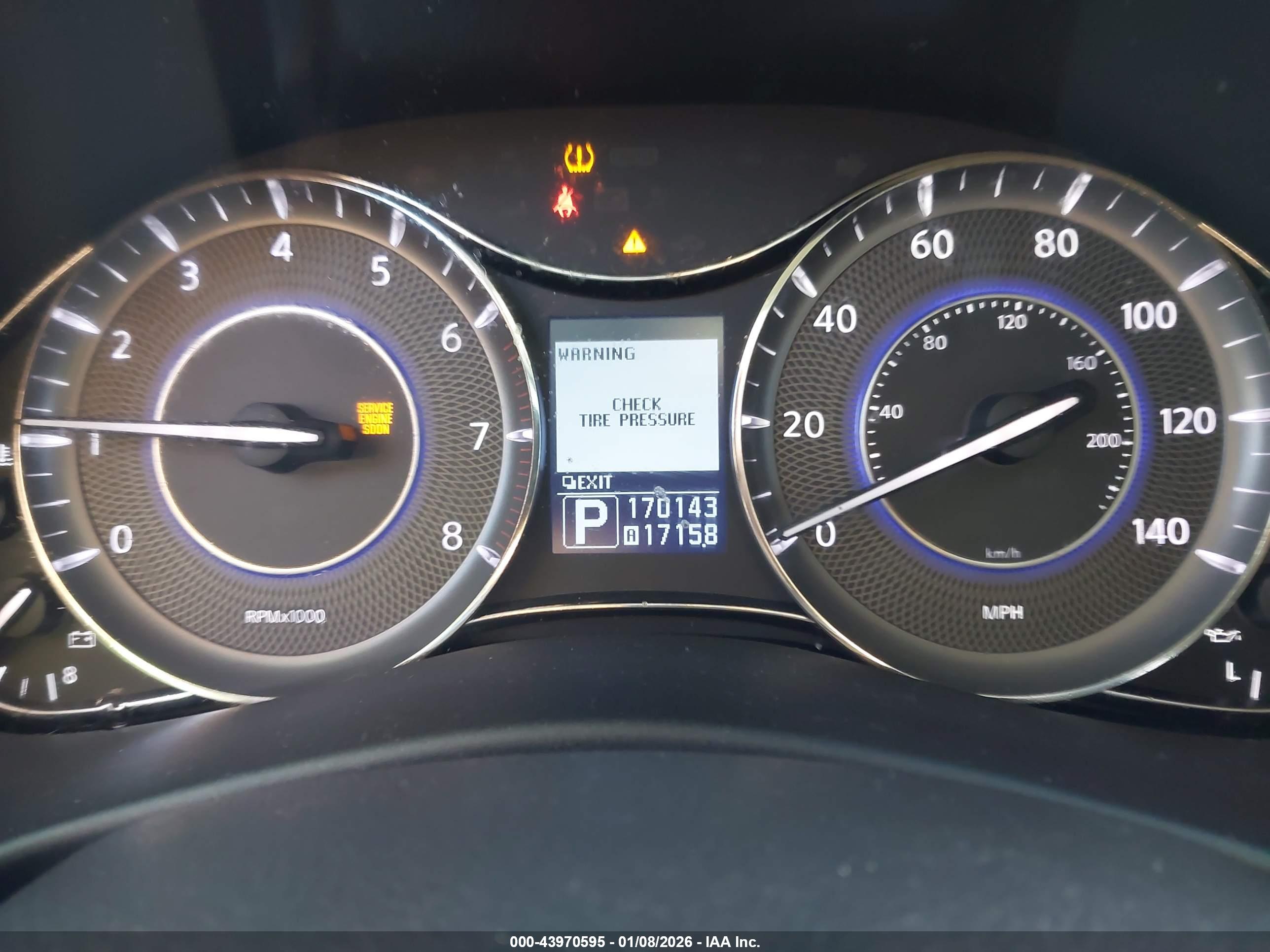 INFINITI QX56 image 7