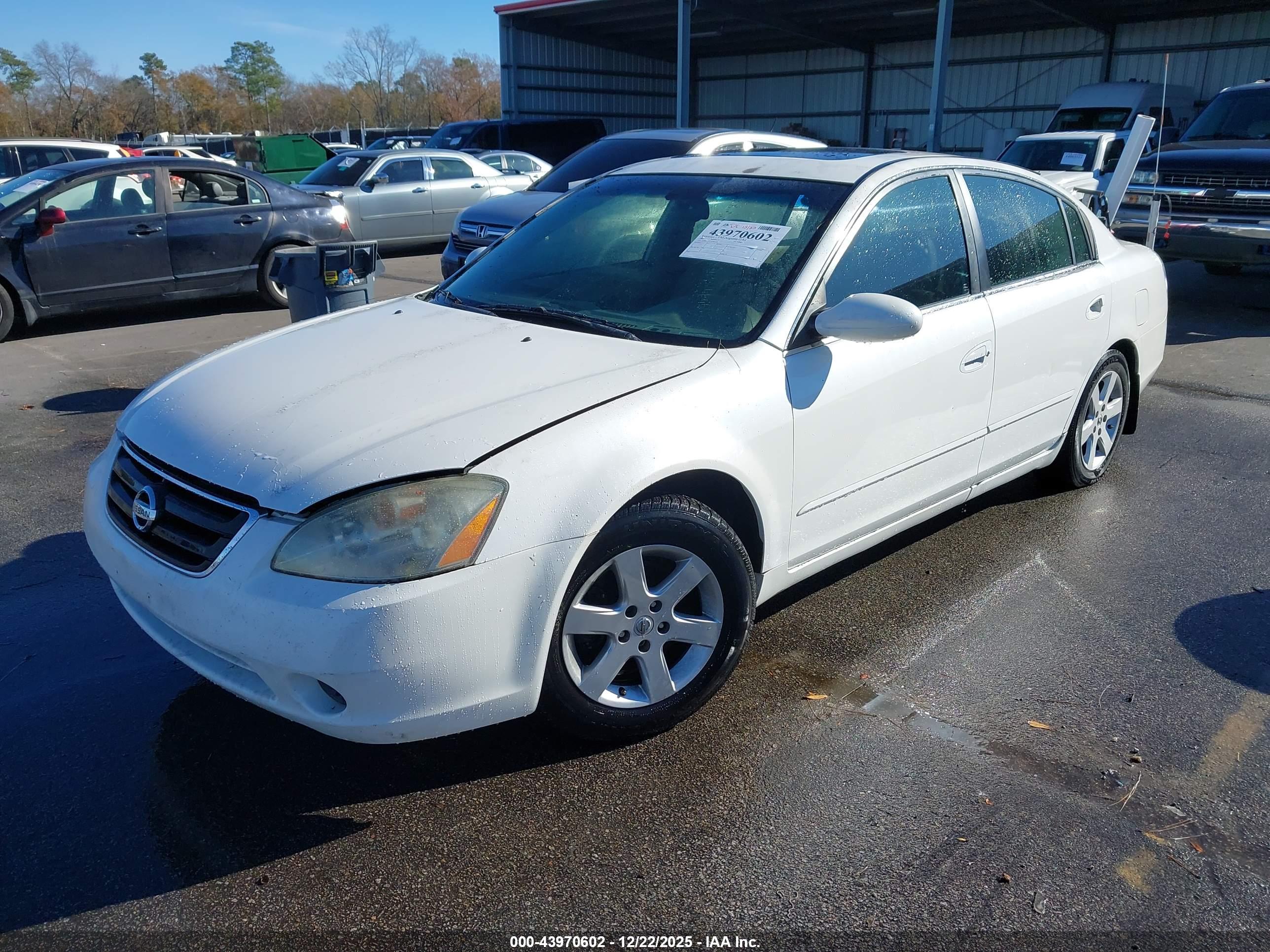 NISSAN ALTIMA image 2