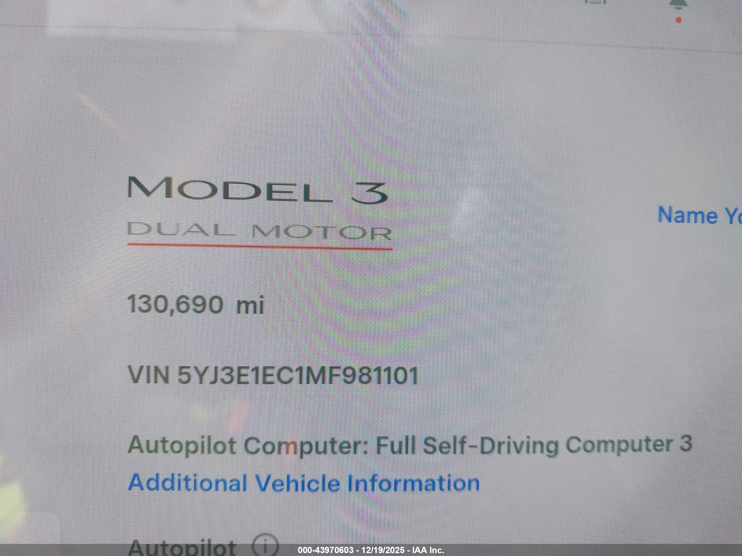 TESLA MODEL image 7