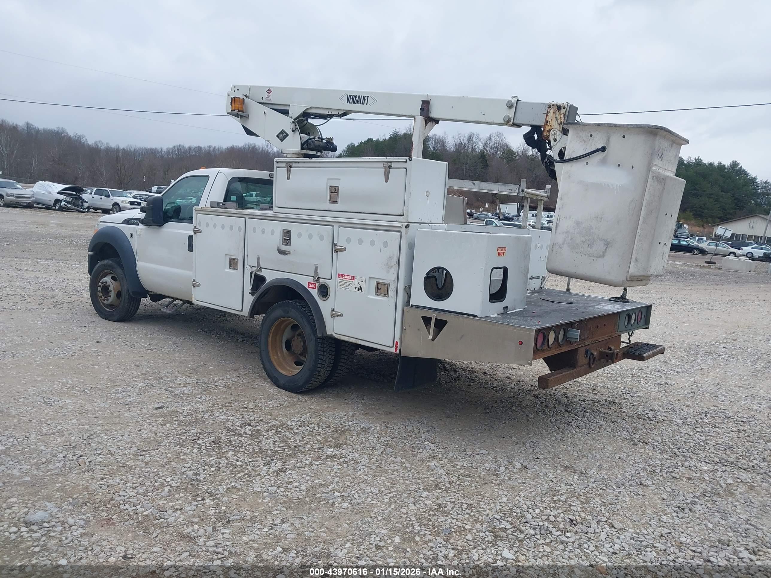 FORD F-450 image 3