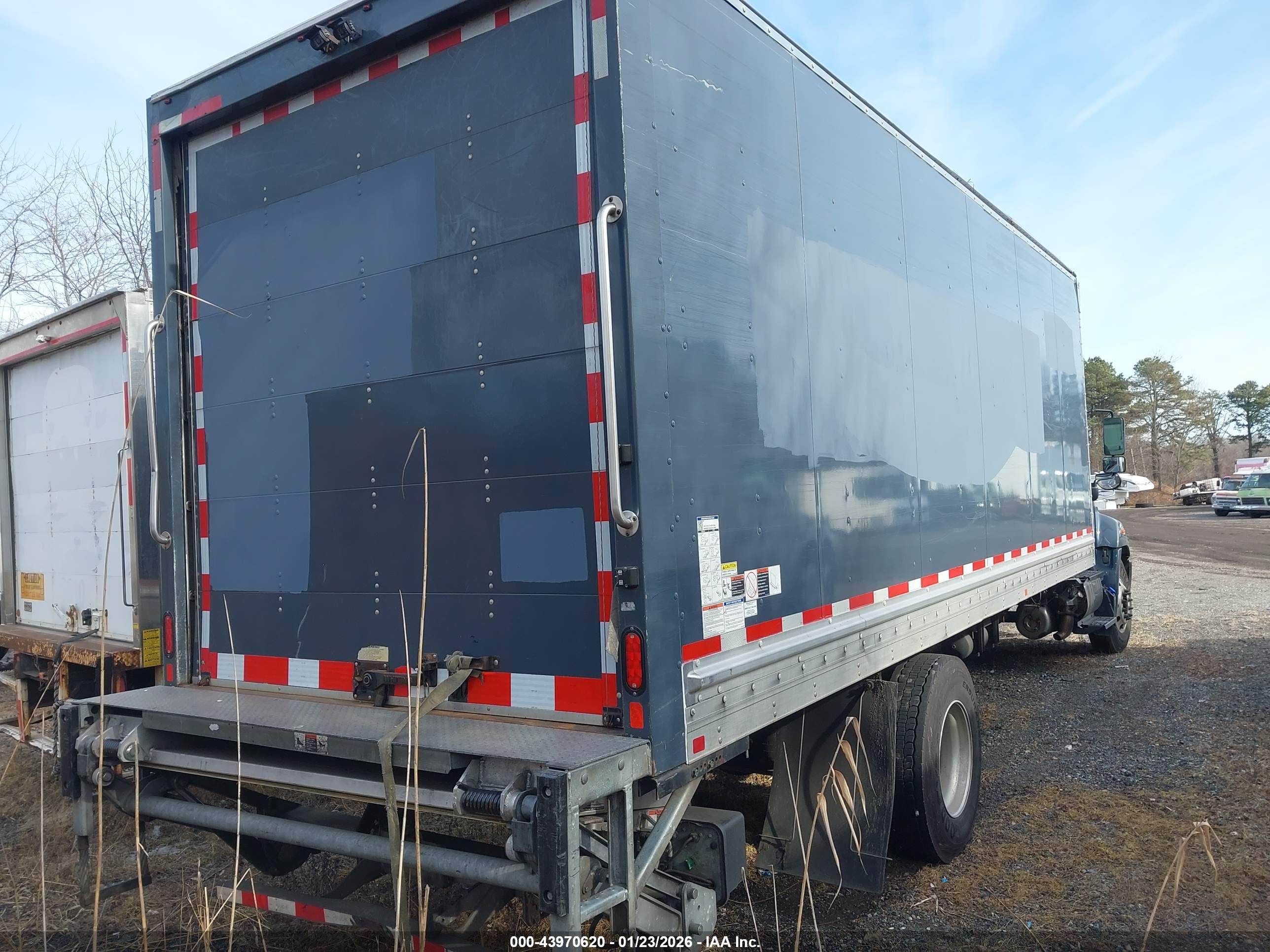 HINO 258/268 image 4