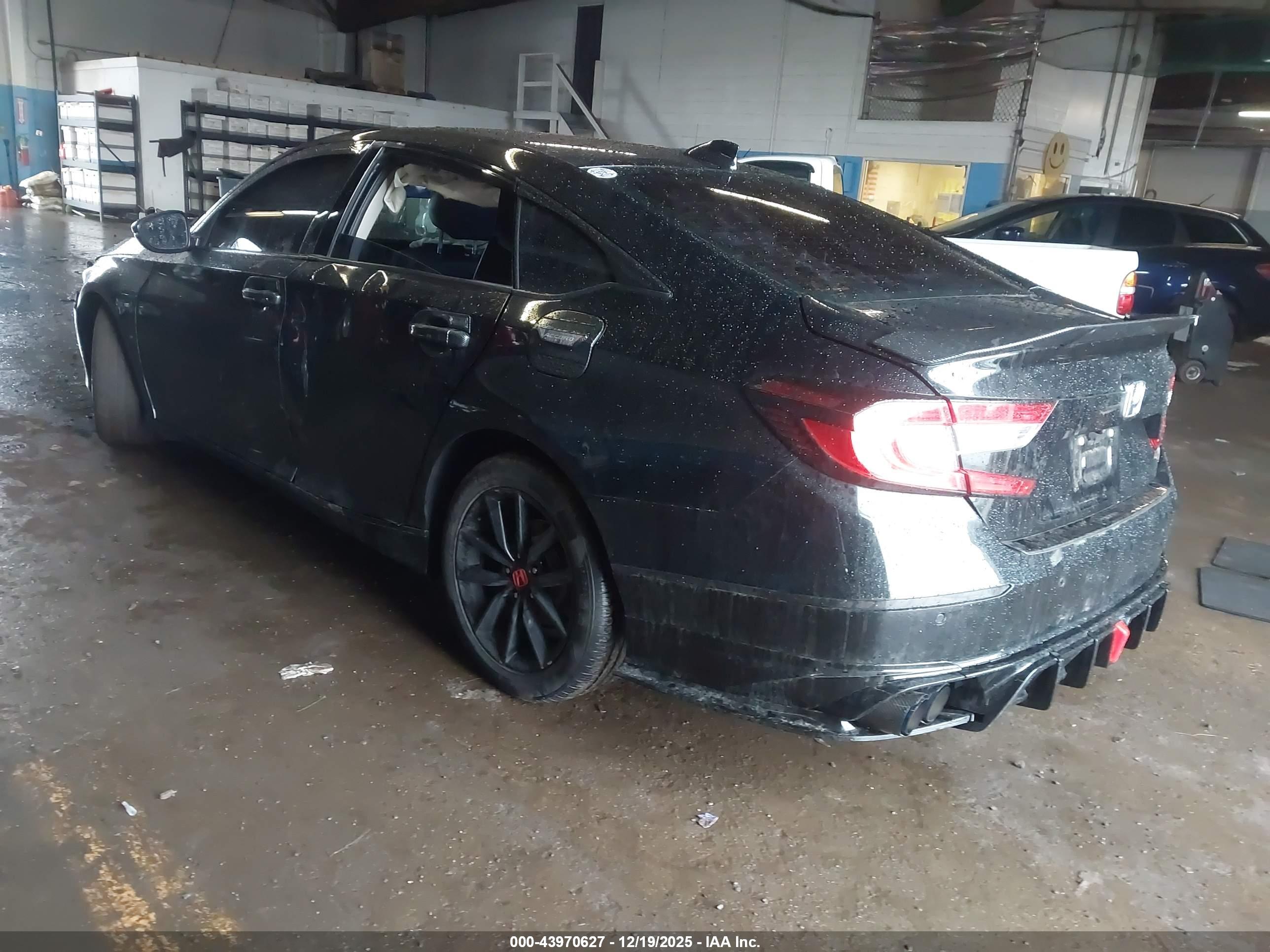 HONDA ACCORD image 3