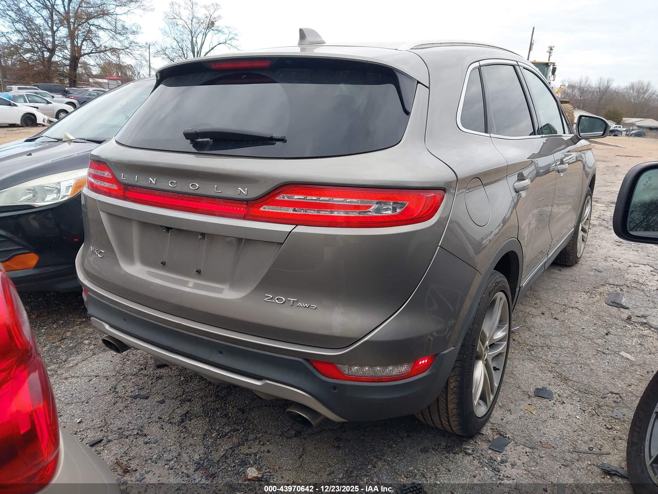 LINCOLN MKC image 4