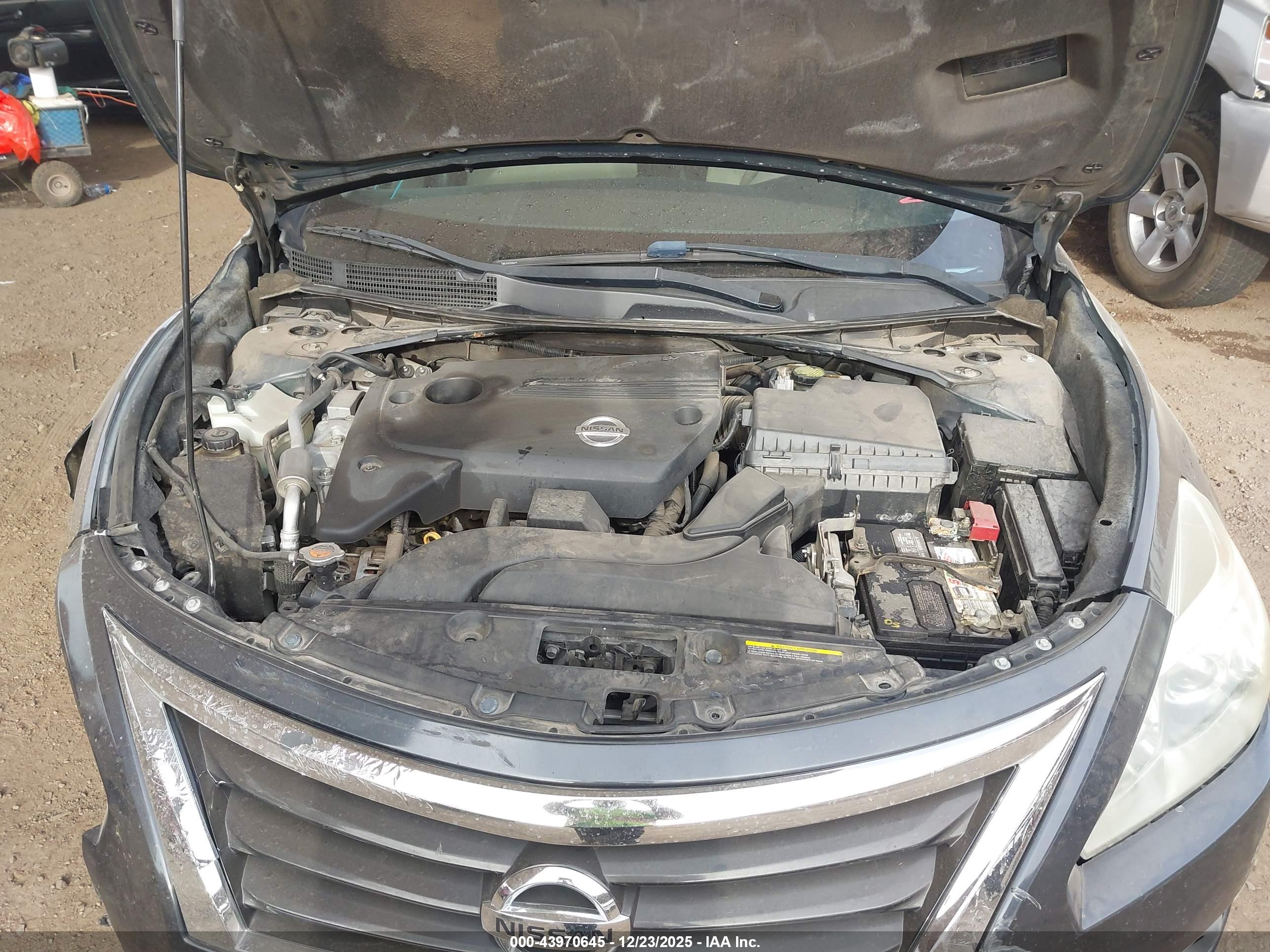 NISSAN ALTIMA image 10