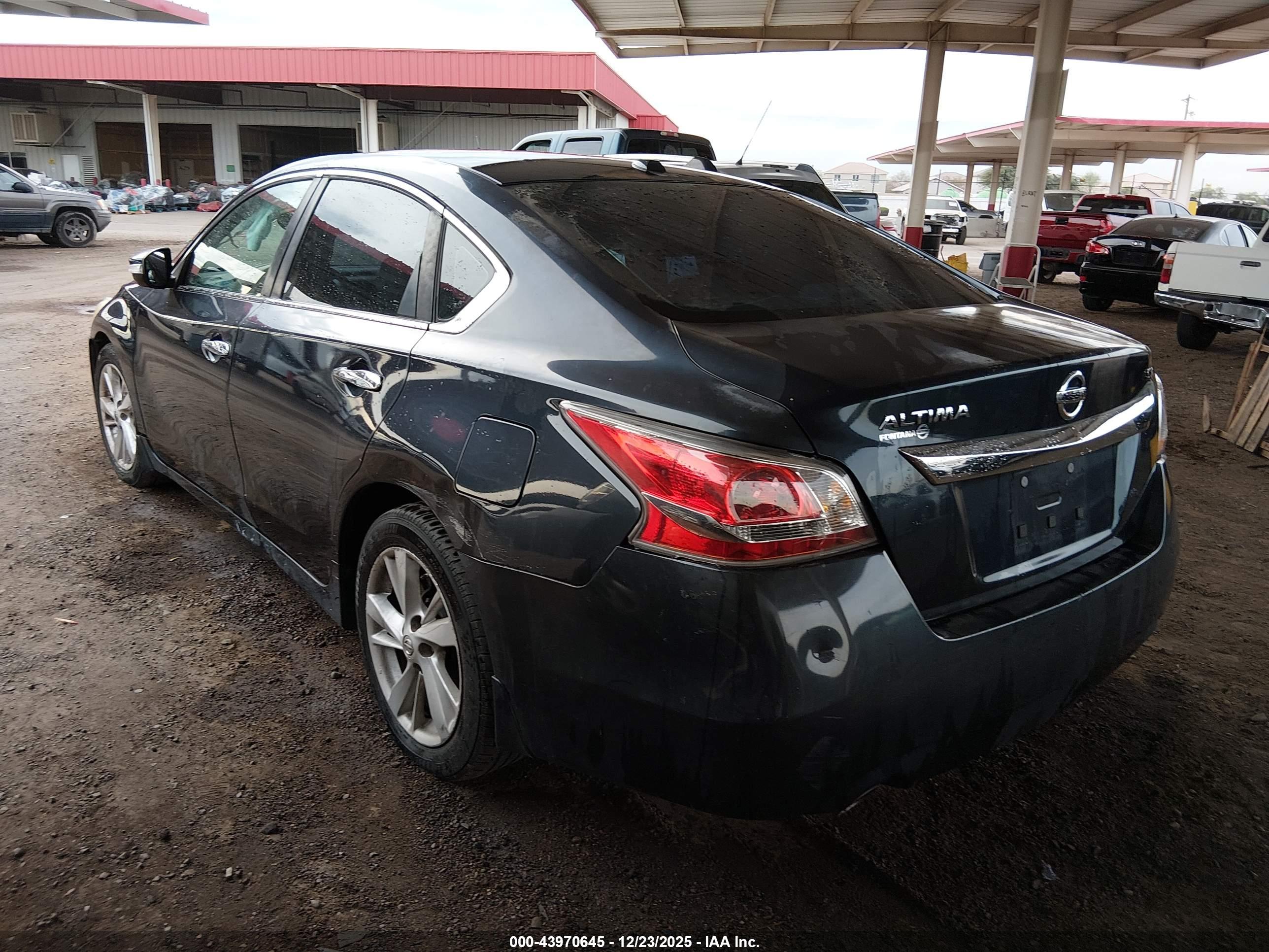 NISSAN ALTIMA image 3