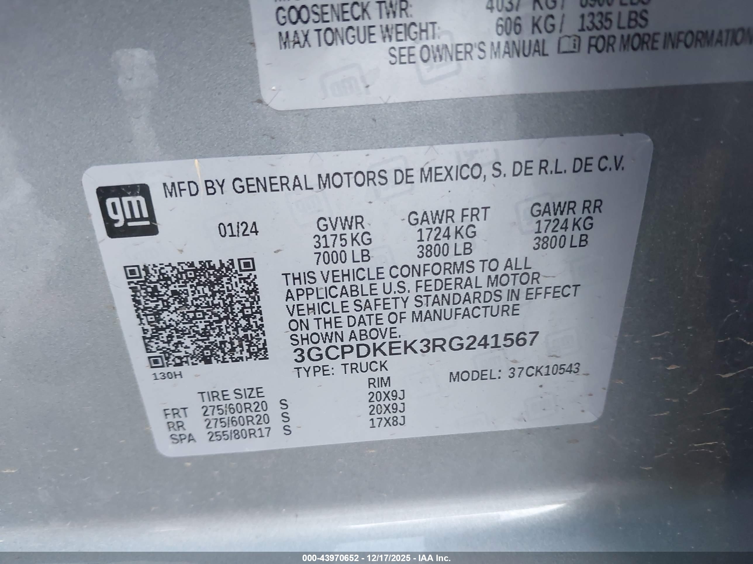 CHEVROLET SILVERADO image 9
