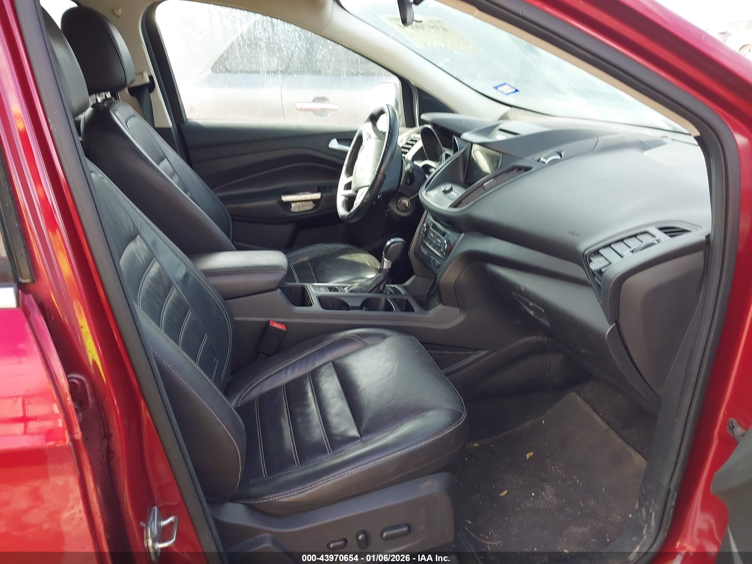 FORD ESCAPE image 5