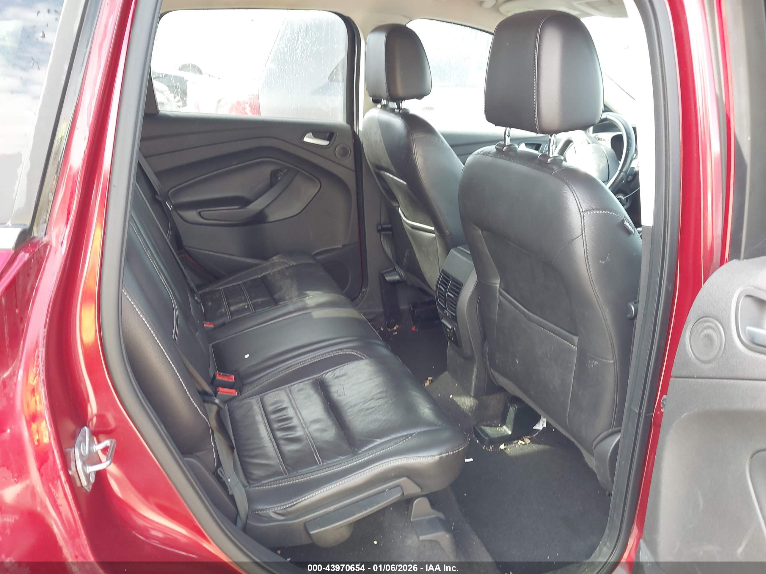 FORD ESCAPE image 8