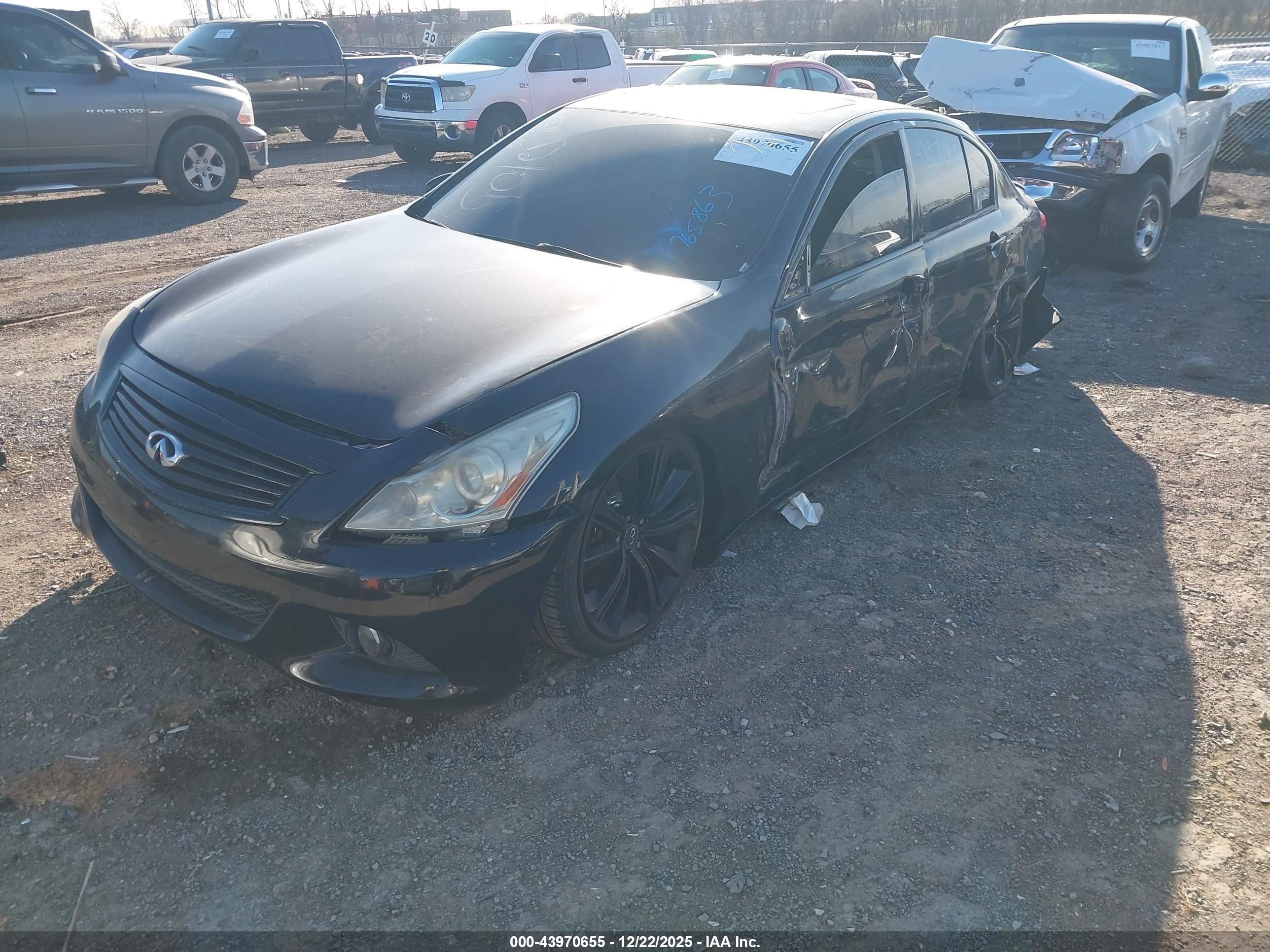 INFINITI G37X image 2