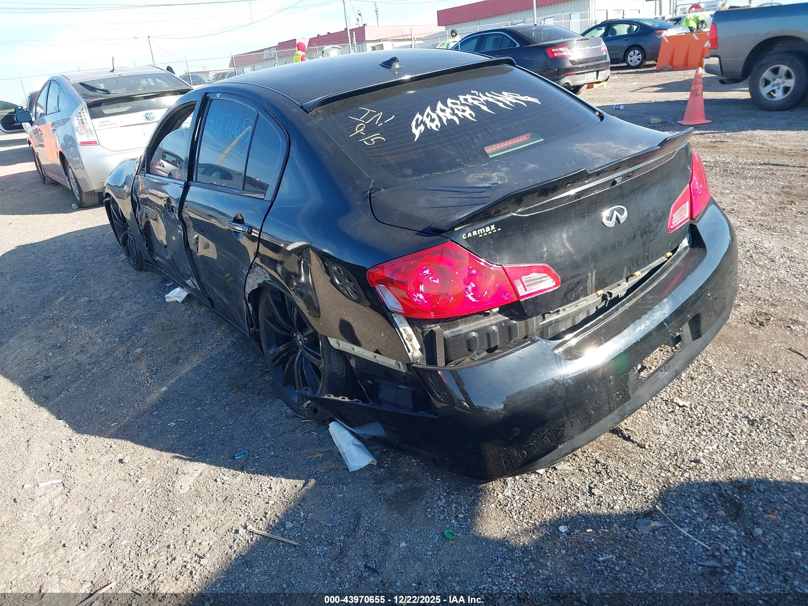 INFINITI G37X image 3