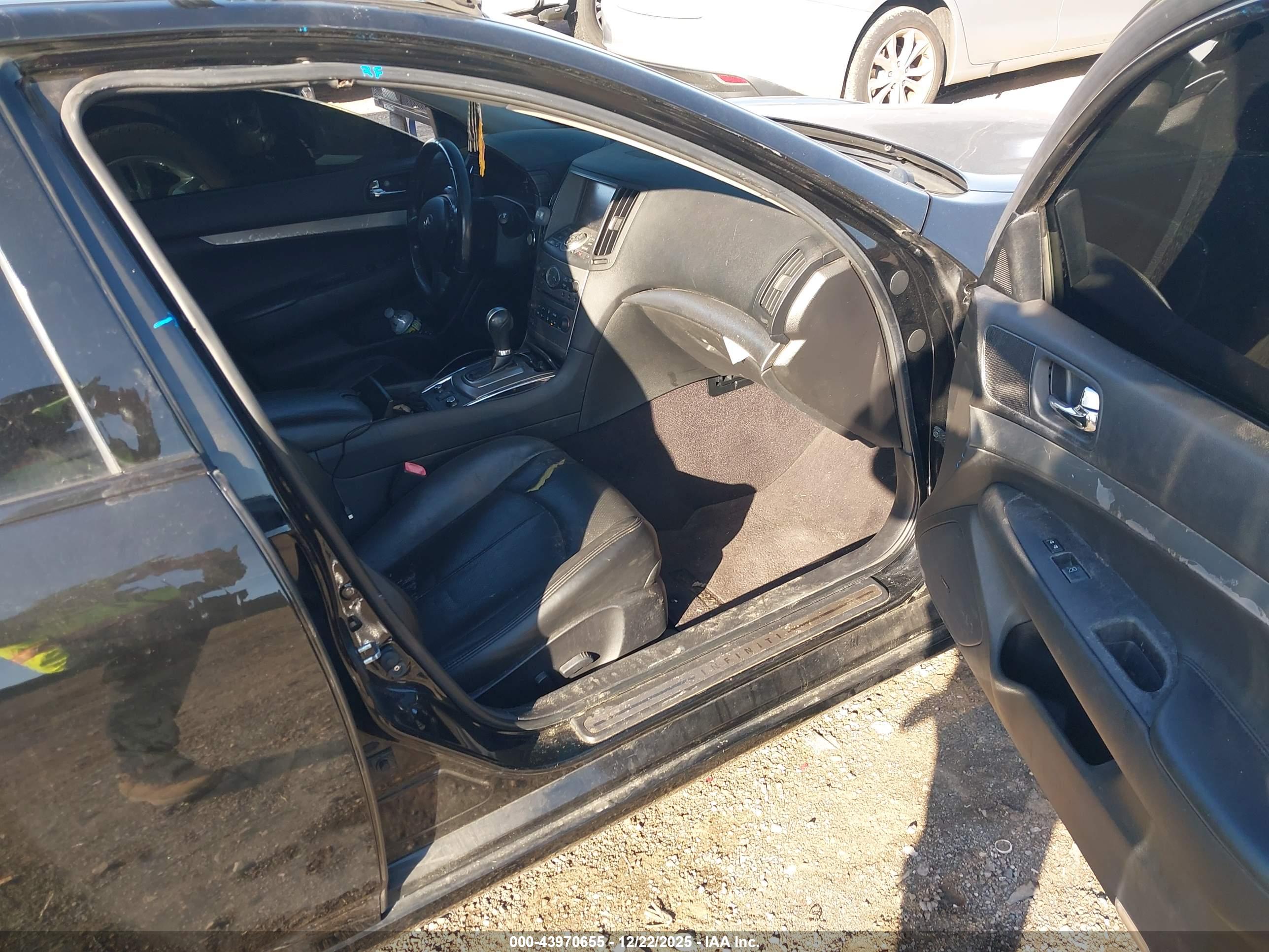 INFINITI G37X image 5