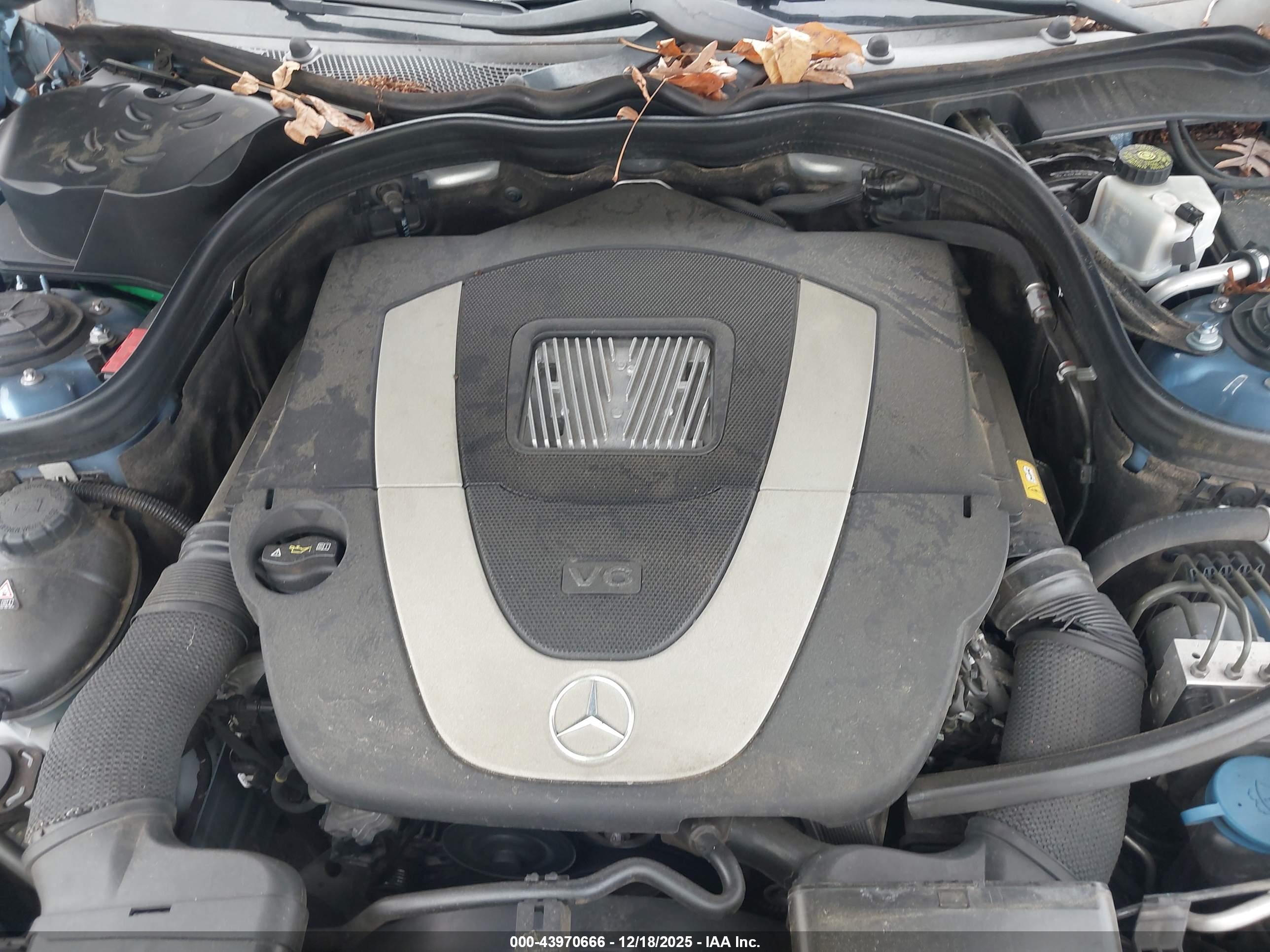 MERCEDES-BENZ E image 10