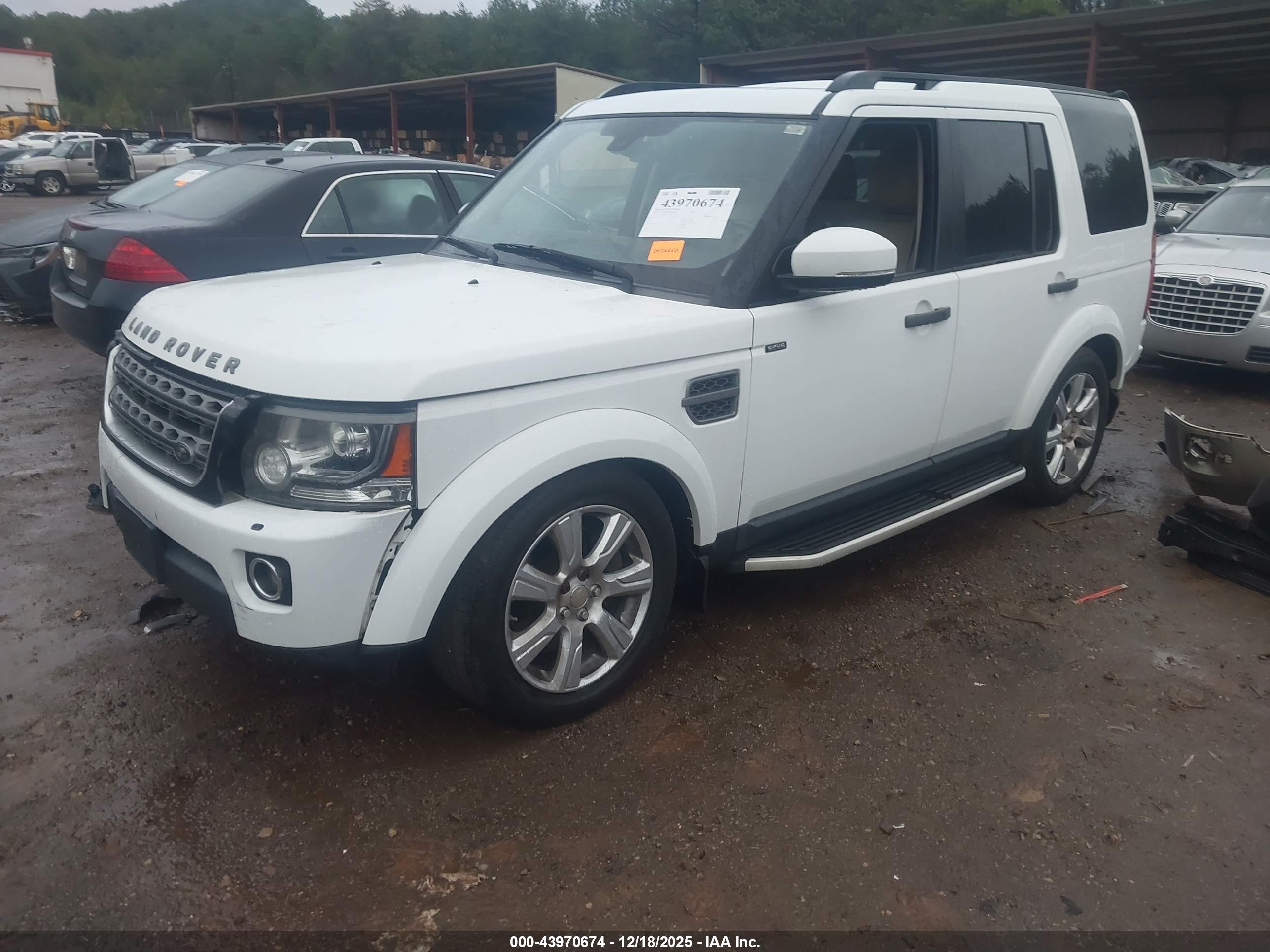LAND ROVER image 2